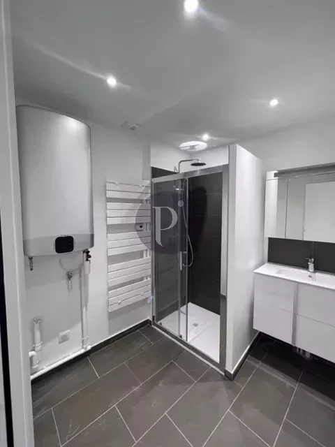 location-appartement-2-pieces-verrieres-le-buisson-83878593