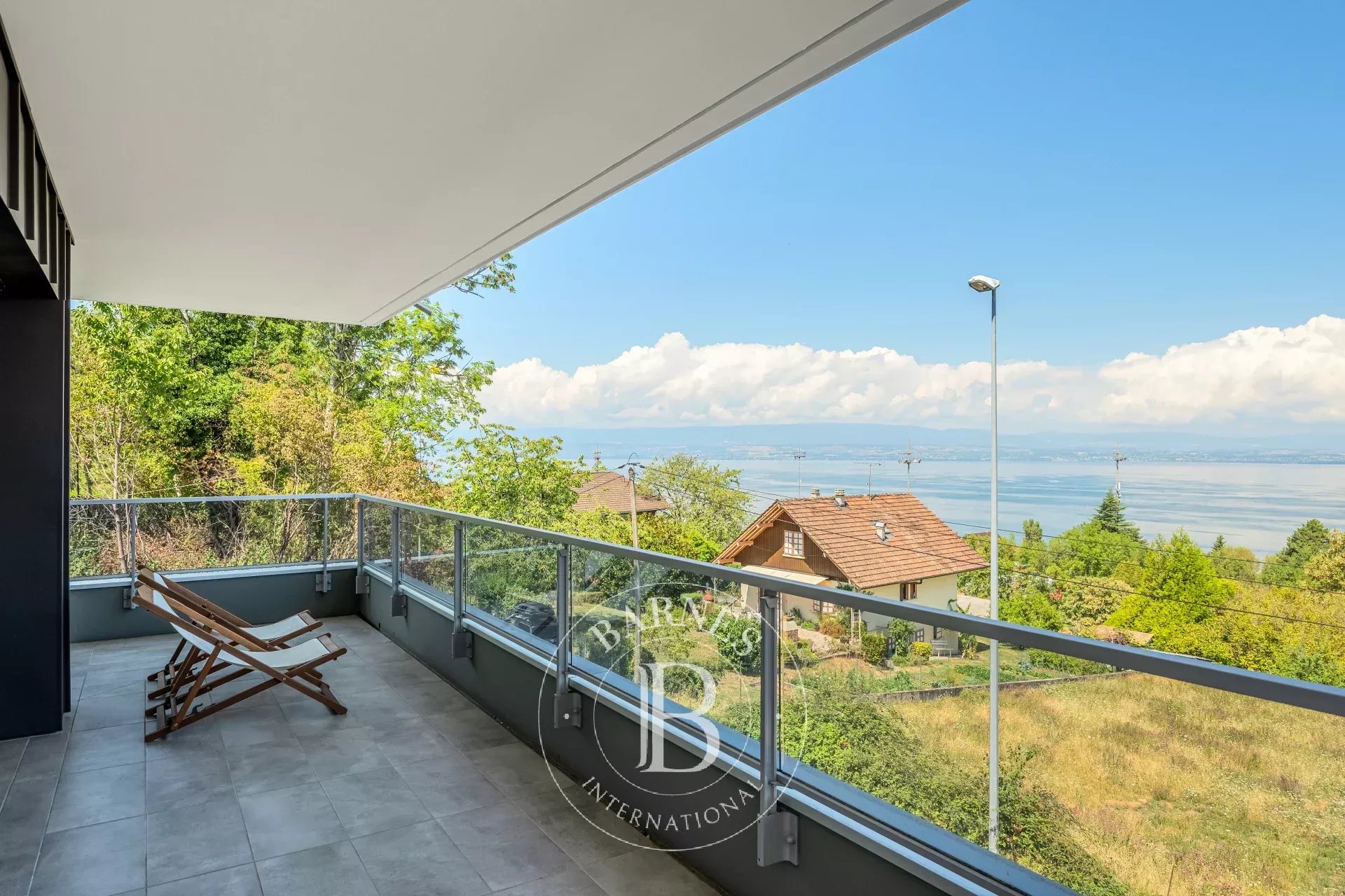Appartement Évian-les-Bains  -  ref 86206943 (picture 2)