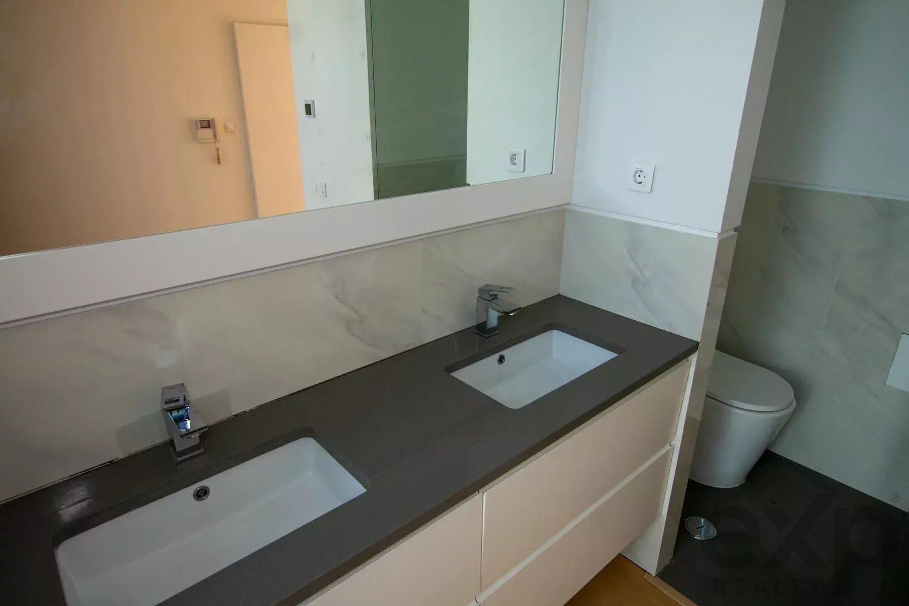 Penthouse Luxury with Sea & Harbour Views in Prime Estoril 85996079 image 45