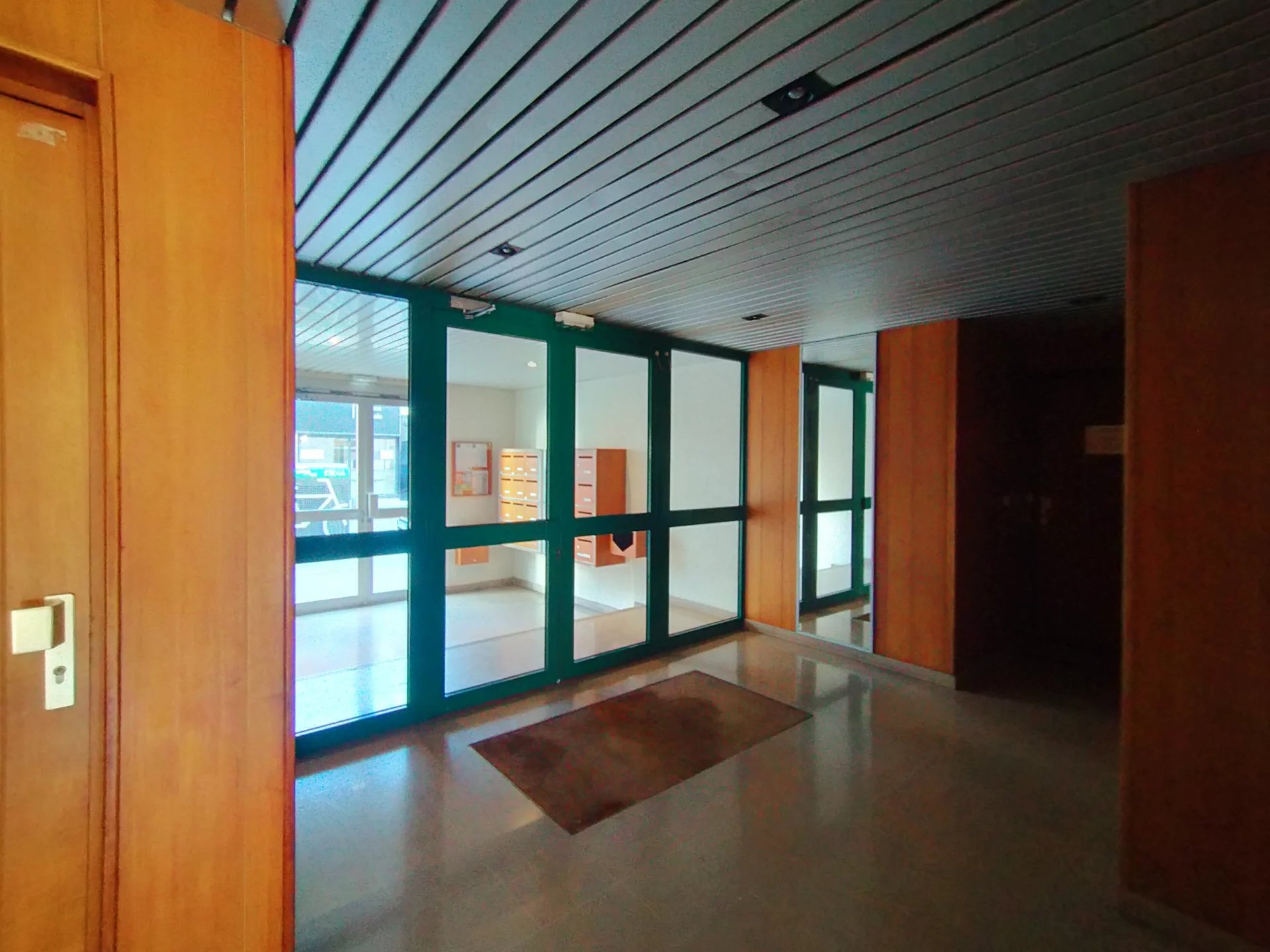 86791011 Location Lyon 7ème