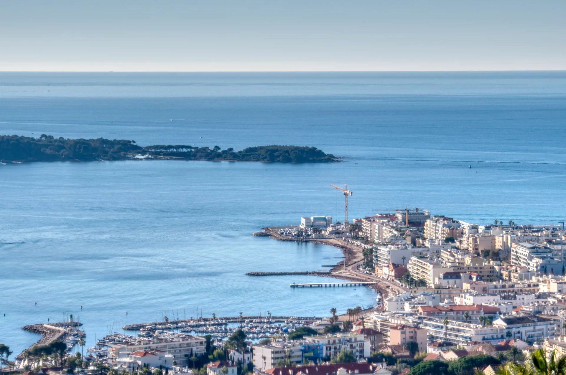 SUPER CANNES  -VUE MER PANORAMIQUE  – 320M2