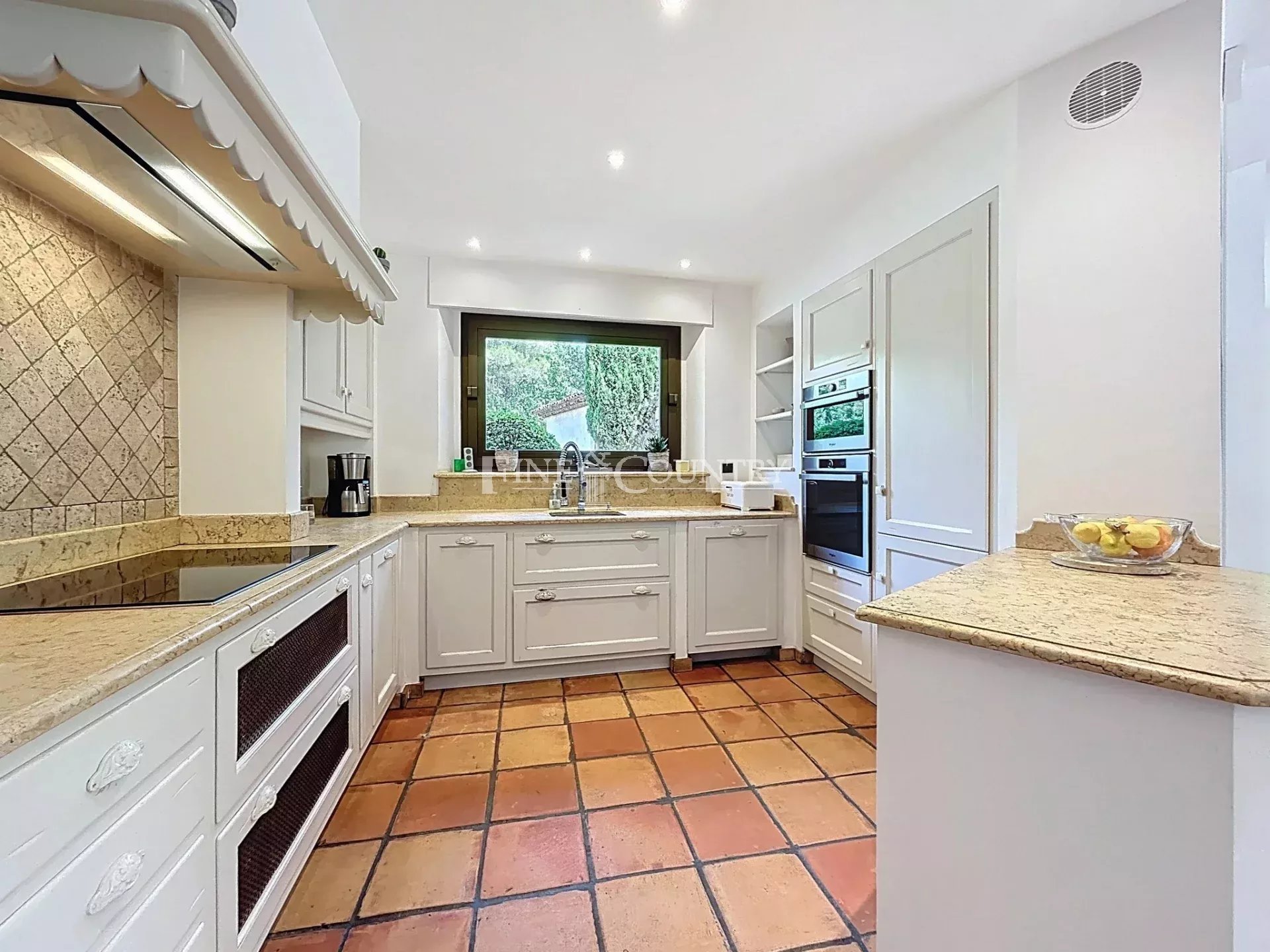 Photo of Stonevilla for sale in Fayence with swimming pool and great views