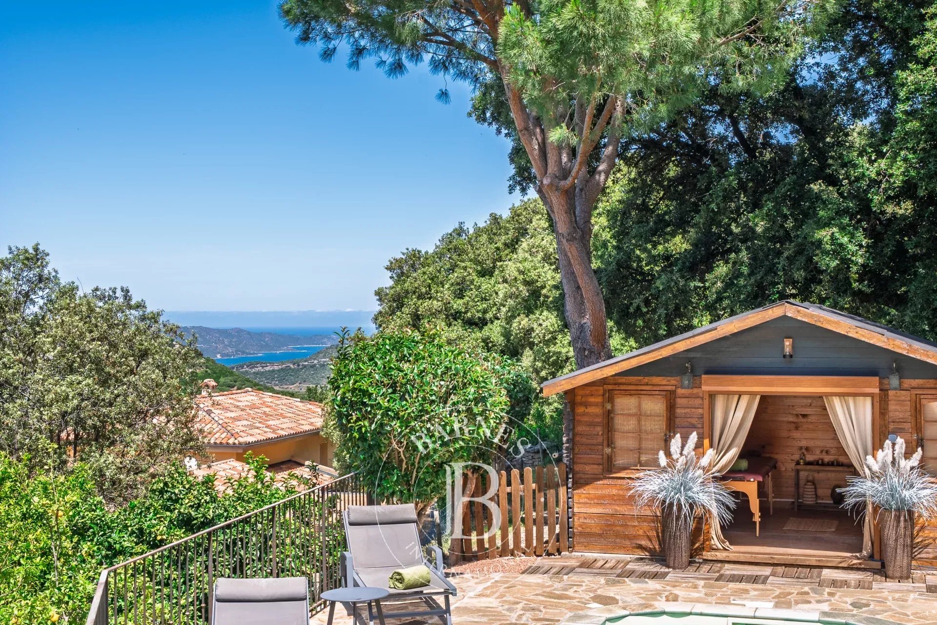 Villa Saint-Florent  -  ref 87075850 (picture 2)