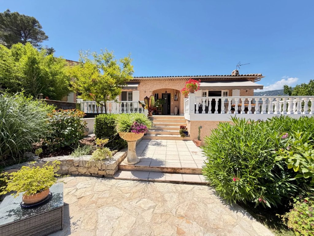Villa for sale in Peymeinade — Villa in Peymeinade