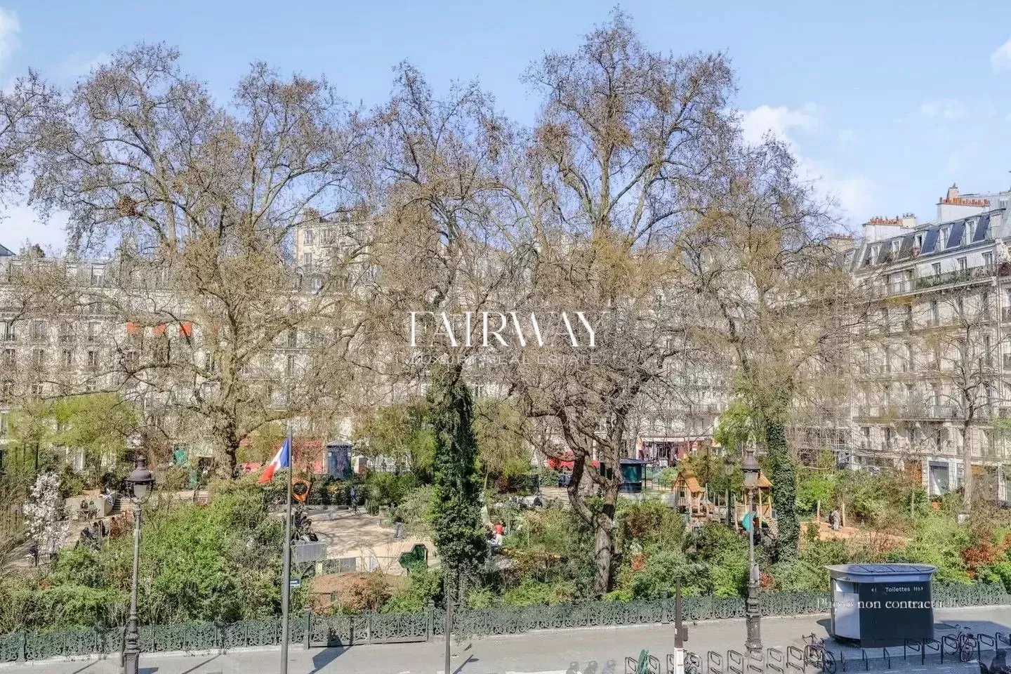 Paris 9e - Square Montholon - Appartement haussmannien  3 chambres - 130 m²