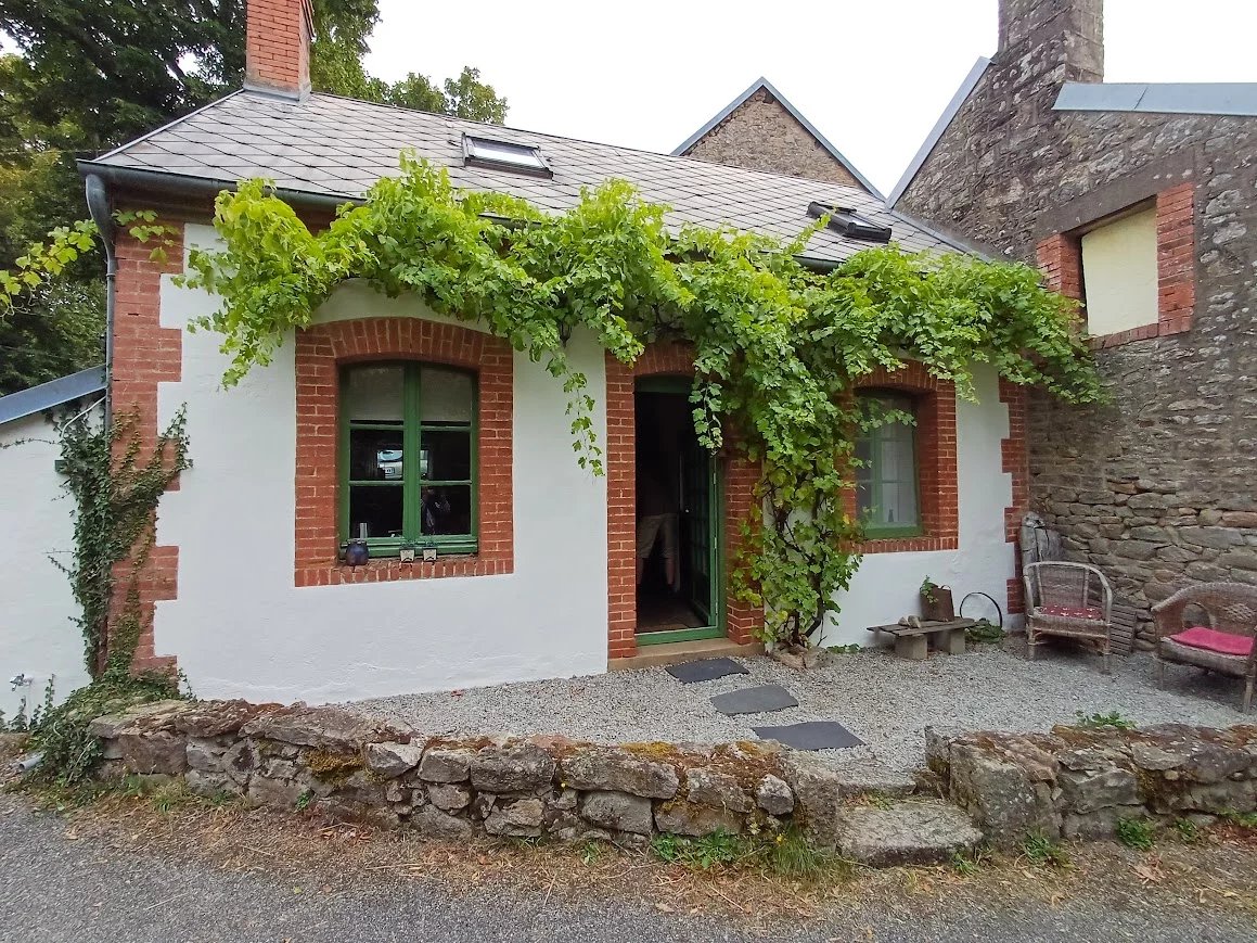 À vendre dans la Creuse, une maison avec dépendance et jardin - Photo 3