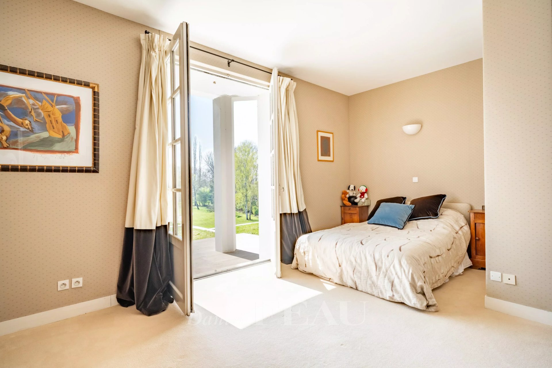 6 Bedroom Villa/Townhouse's Image 7