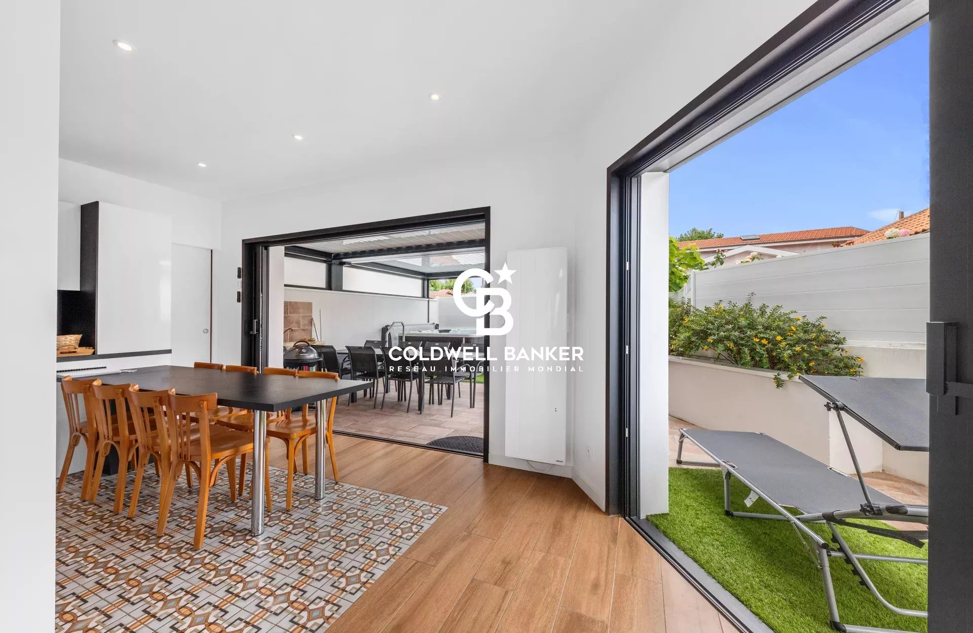 Agence immobilière de Silver Coast Int. Realty