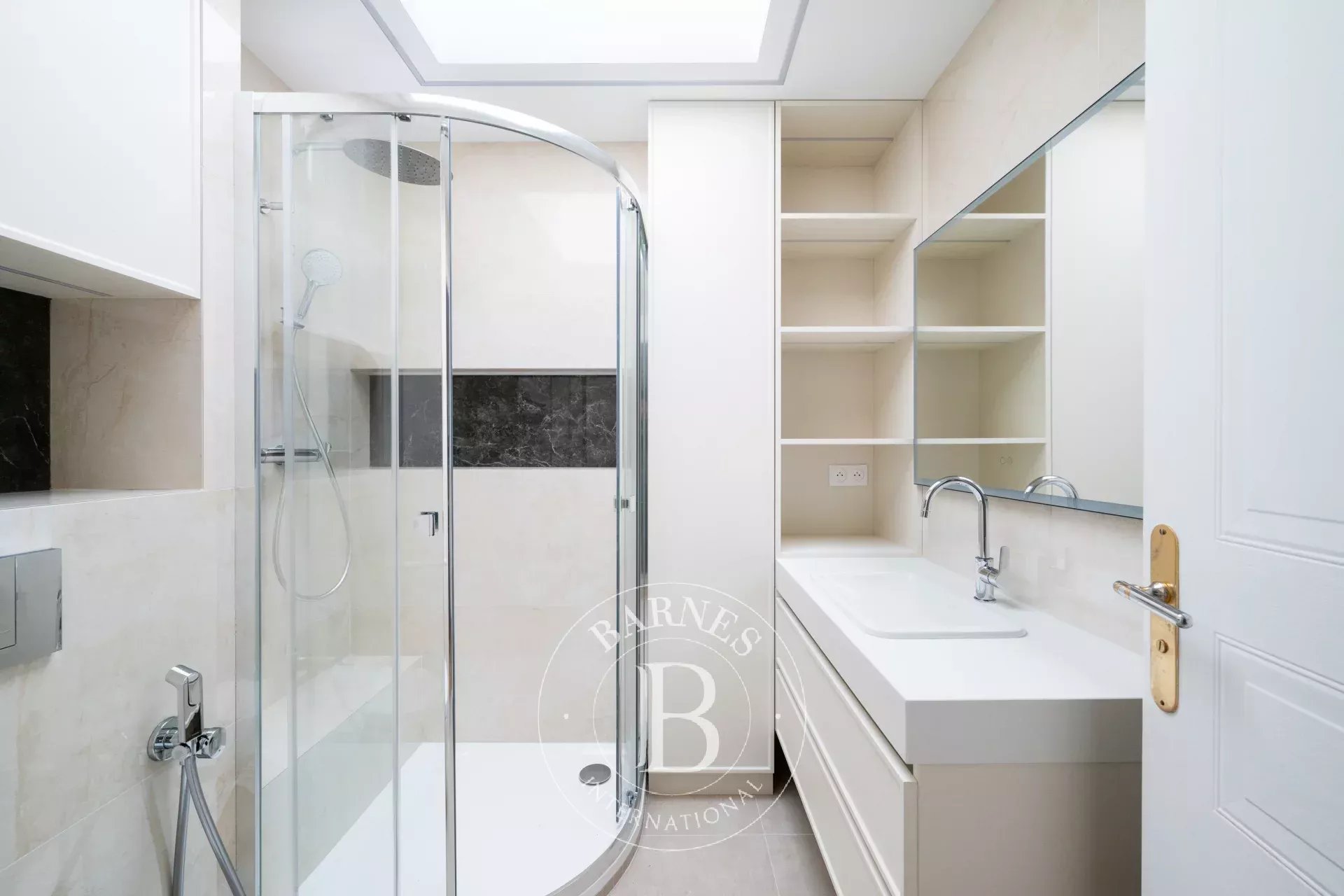 Daire Nice - picture 9