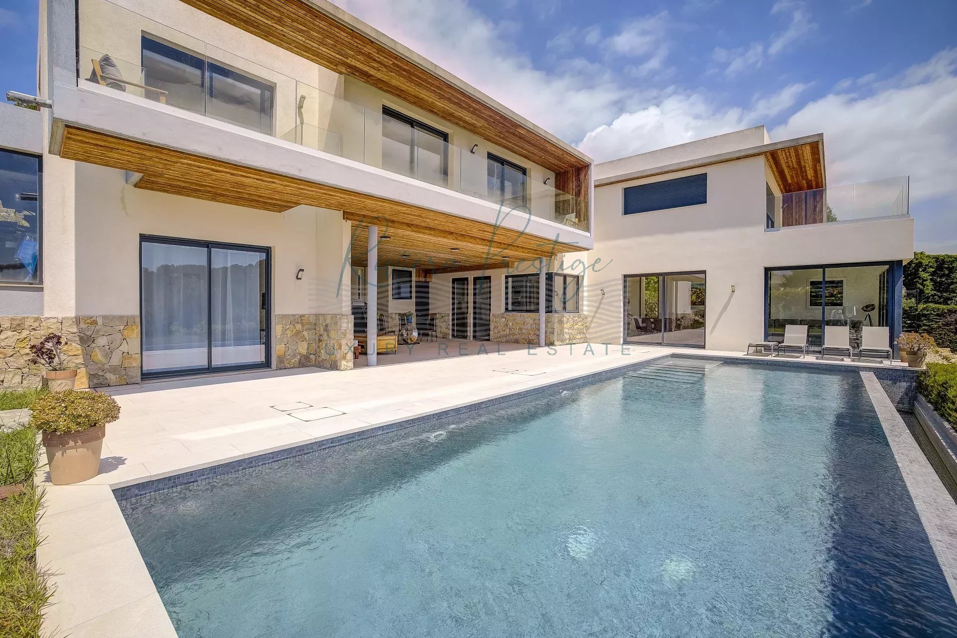 Agence immobilière de 