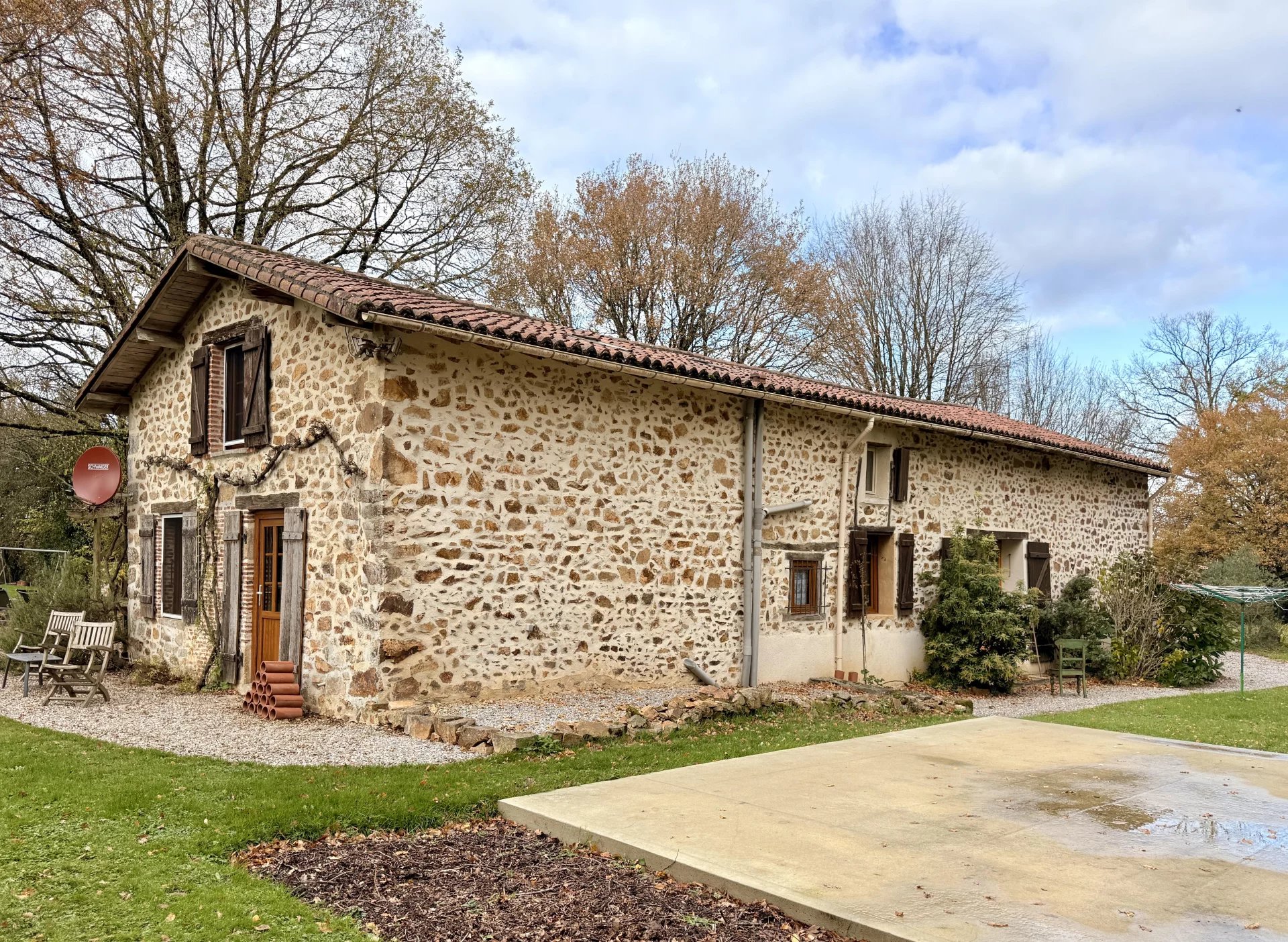 House in Saulgond - Image 2