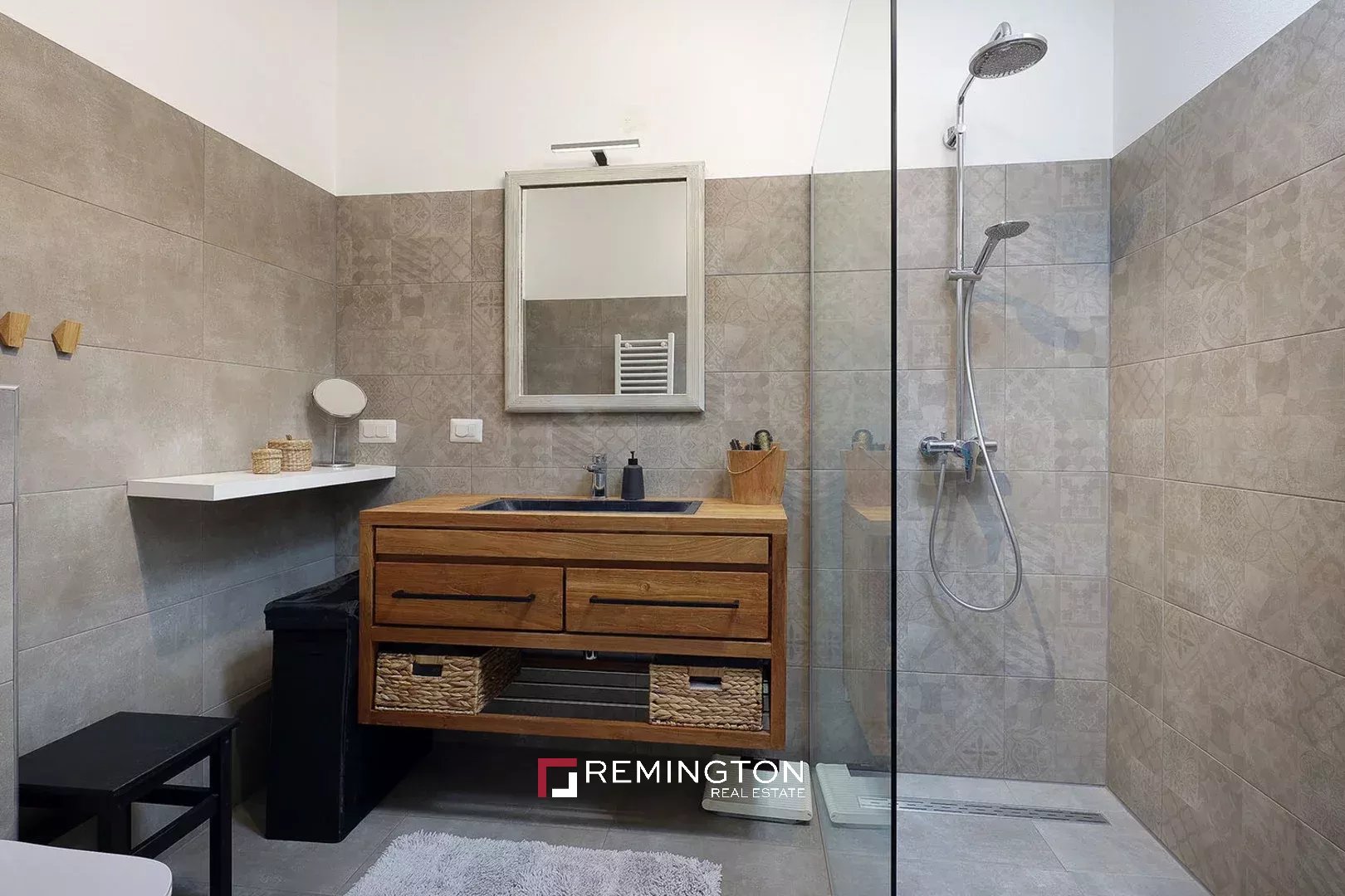 5 Bedroom Villa/Townhouse's Image 15