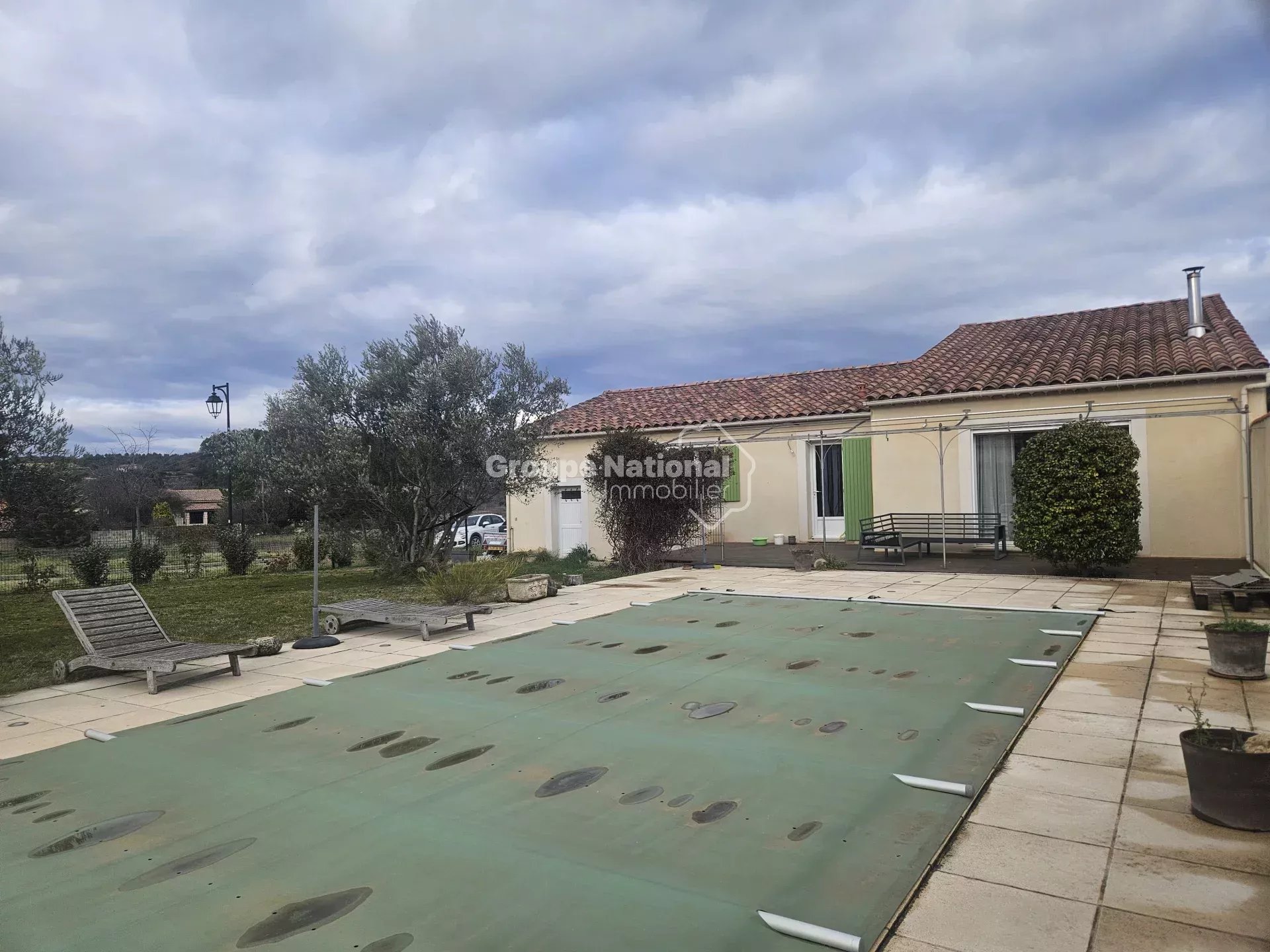 Agence immobilière de 