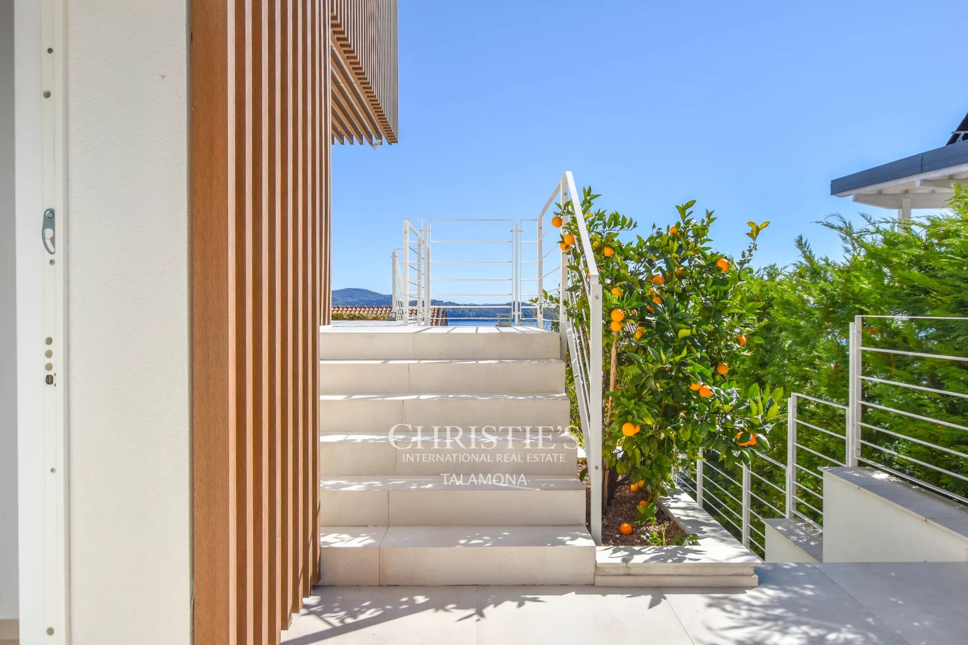 3 Bedroom Villa/Townhouse's Image 20