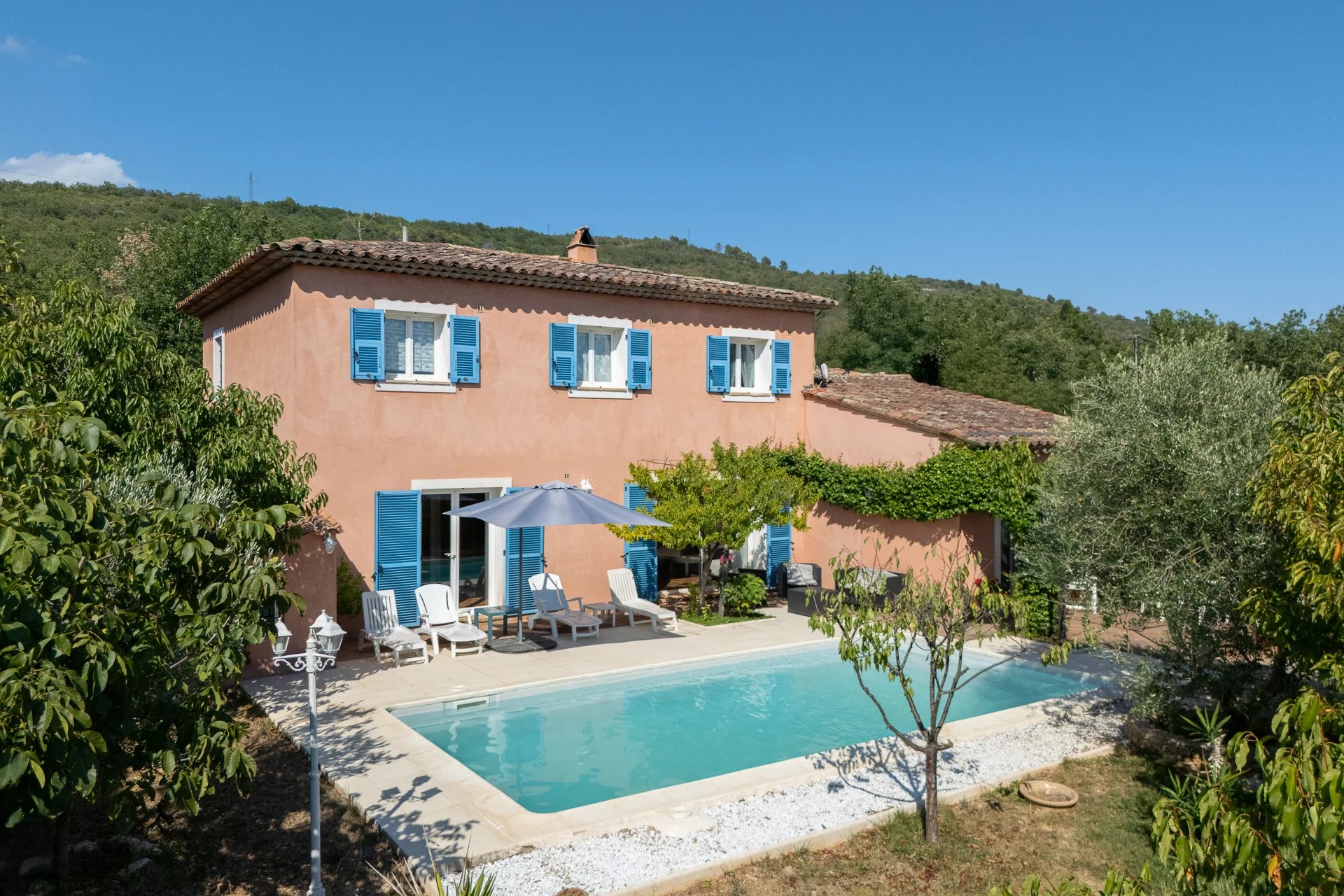 Sale House Saint-Cézaire-sur-Siagne
