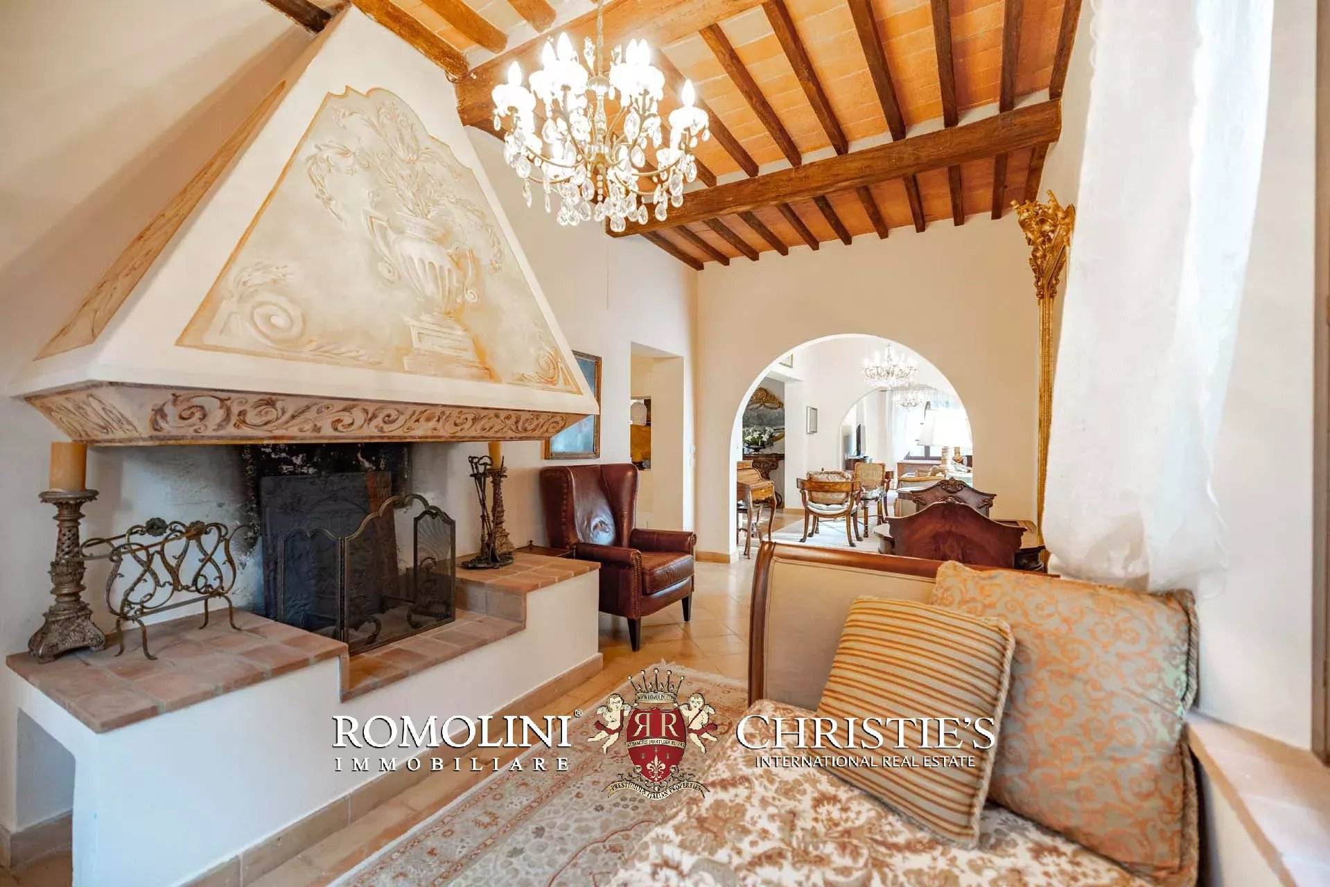 37 Bedroom Villa/Townhouse's Image 190