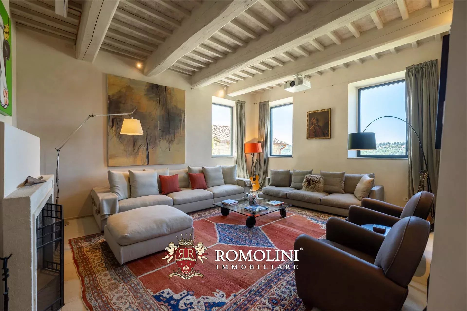 5 Bedroom Villa/Townhouse's Image 21