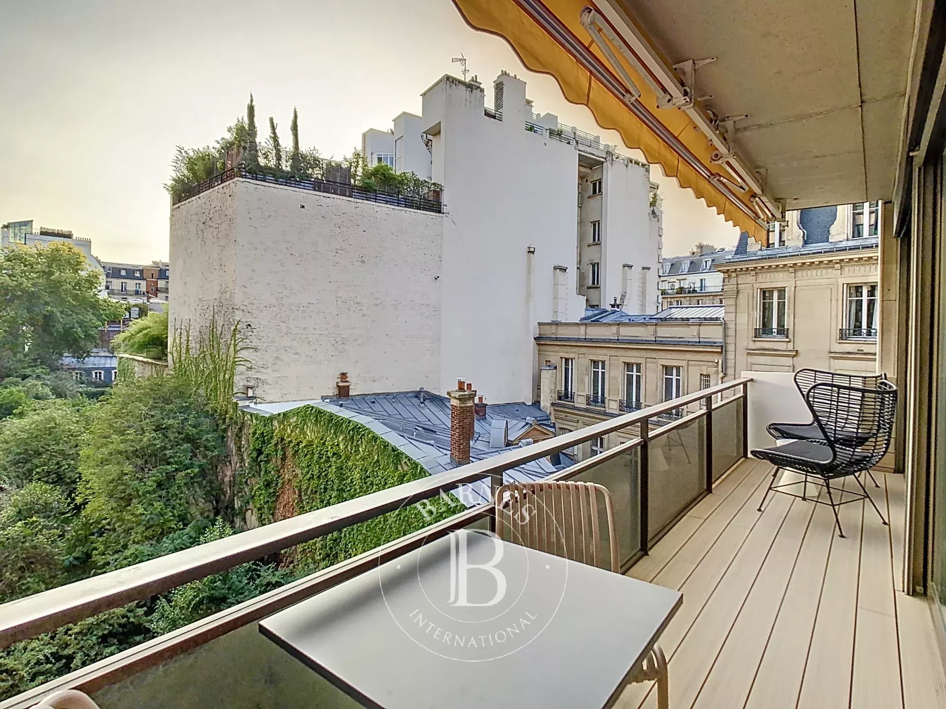 Daire Paris 8ème - picture 5