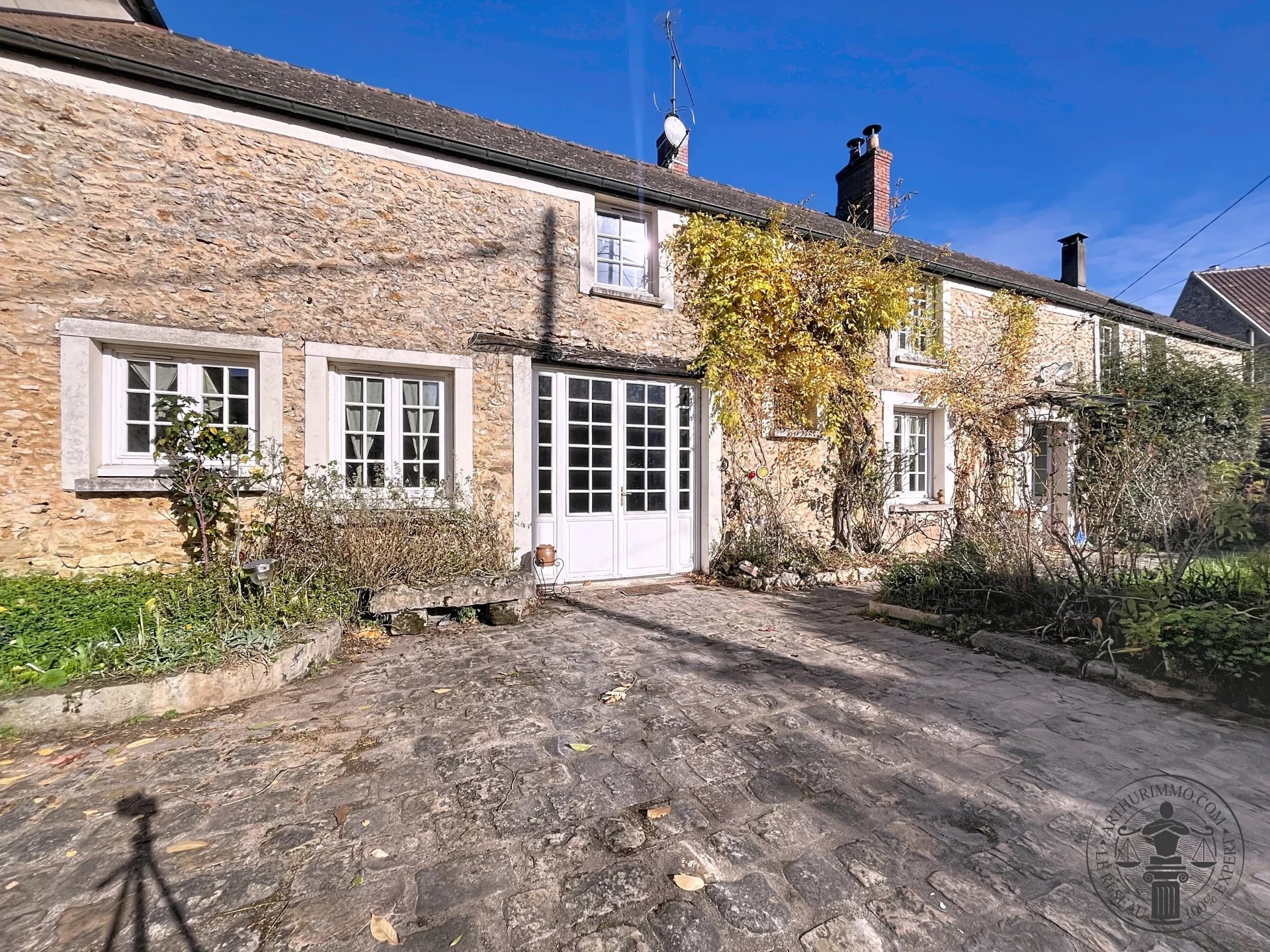 Agence immobilière de Arthurimmo.com Dourdan