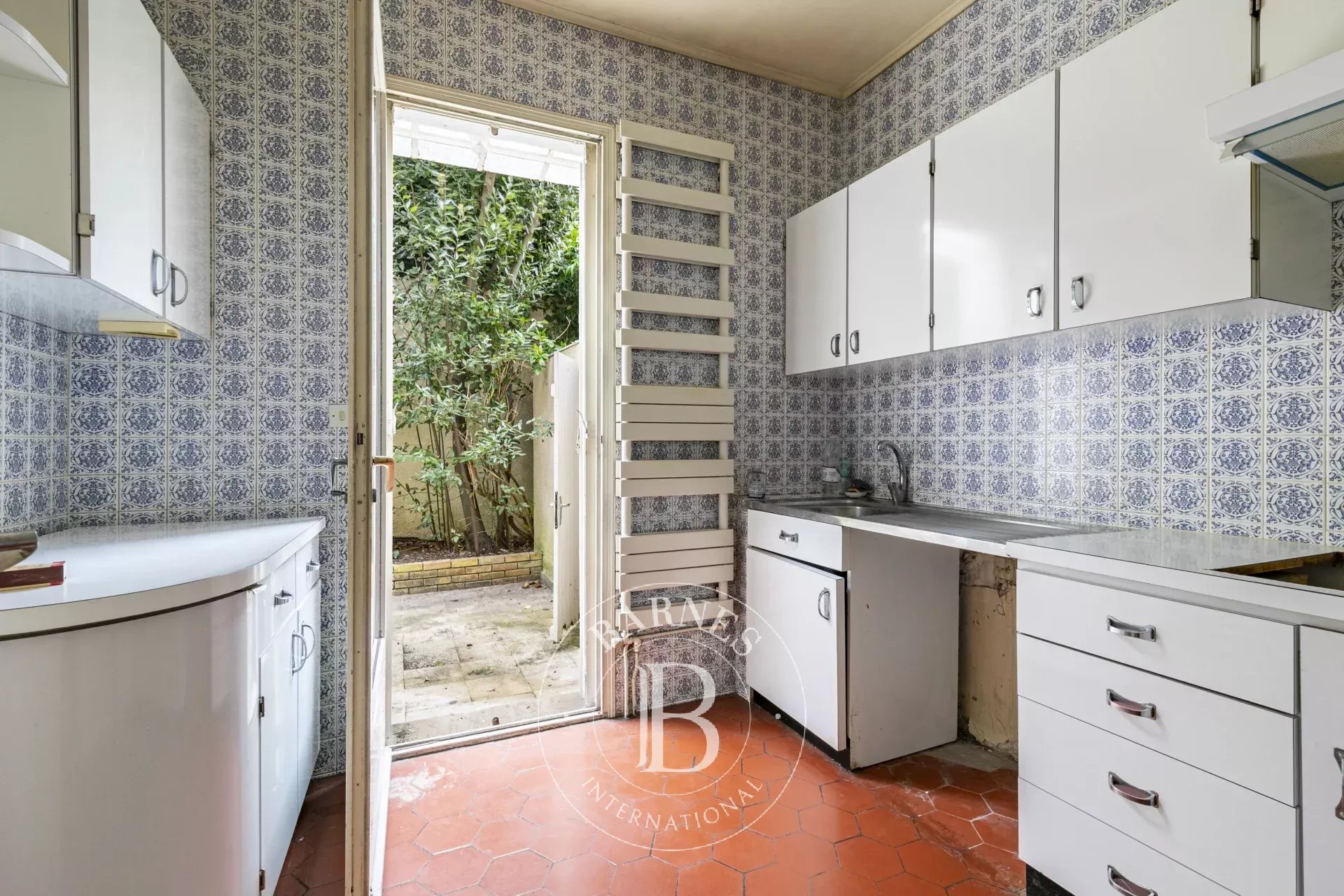 Paris  - House 3 Bedrooms - picture 4