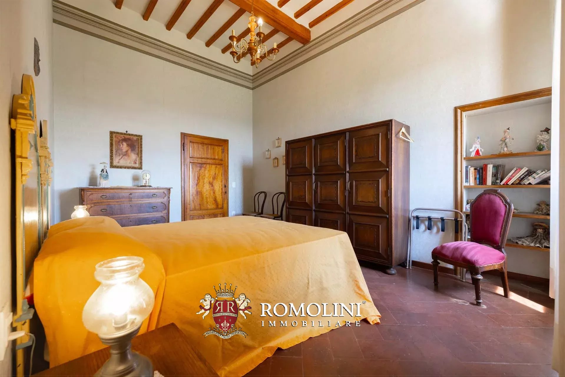 30 Bedroom Vineyard's Image 46
