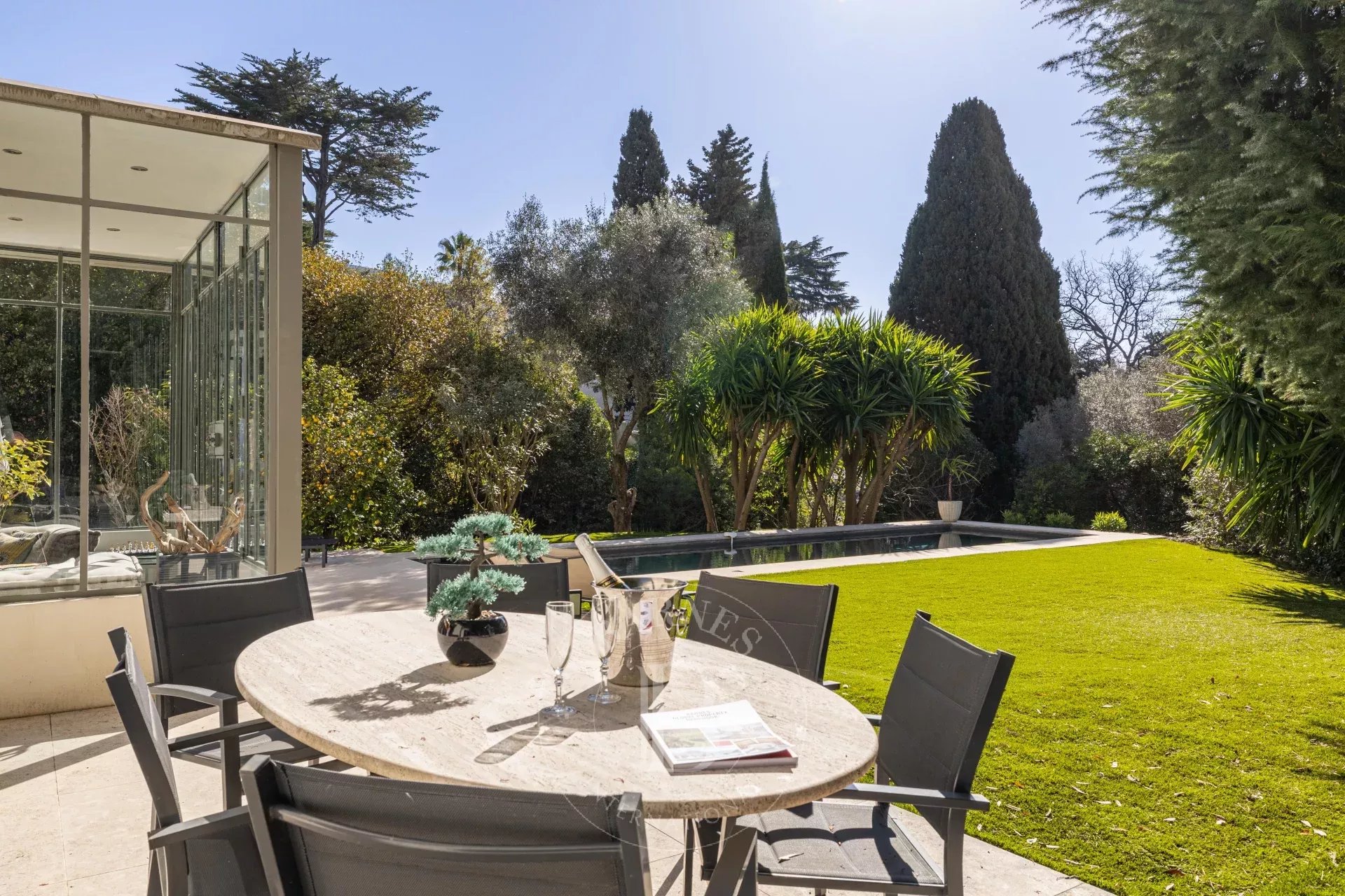 Villa Cannes - picture 8