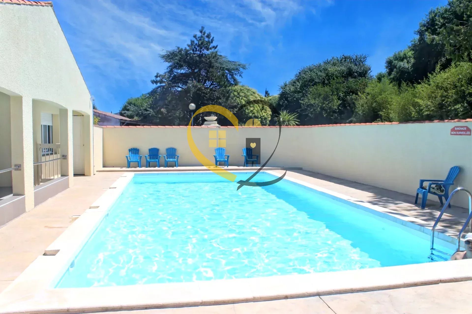 Agence immobilière de 