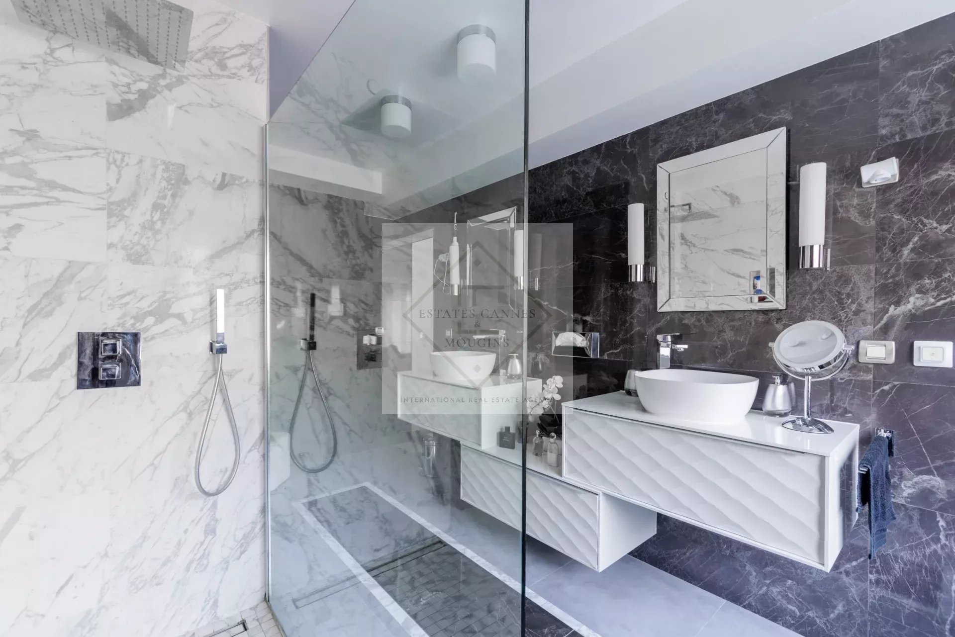 Villa néo-provençale  au centre de Cannes — photo 6