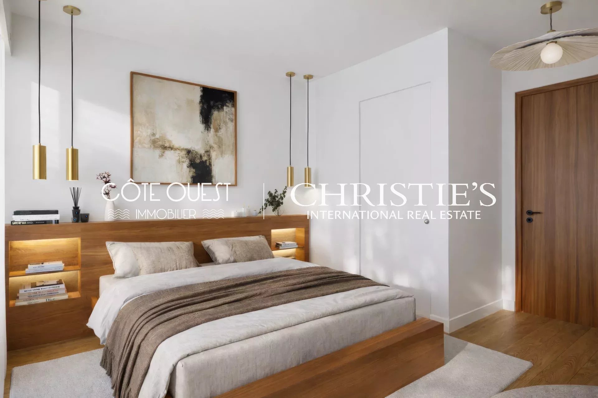 4 Bedroom Villa/Townhouse's Image 4