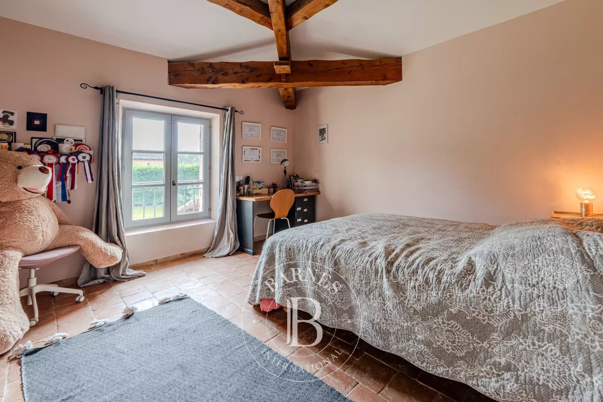 AIX-EN-PROVENCE NORTH - BASTIDE 250 SQM - 4 BEDROOMS - OFFICE - GARAGE - 6800 SQM GARDEN - SWIMMING POOL - picture 12