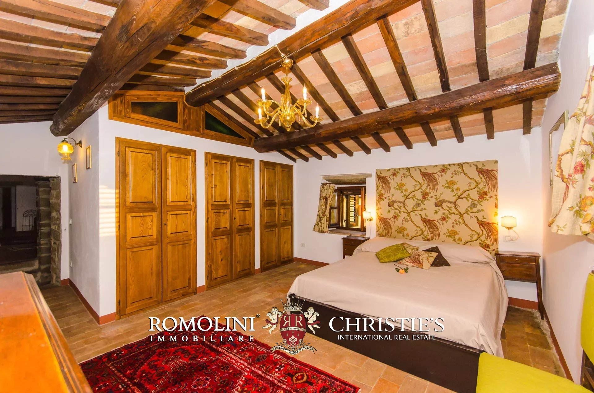 11 Bedroom Villa/Townhouse's Image 44