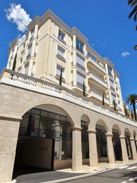 Location Local Monaco Monte-Carlo