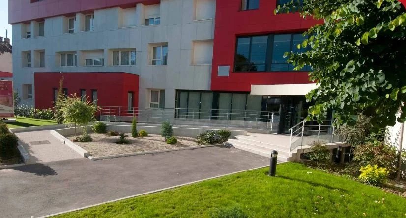 INVESTISSEMENT LOCATIF  ROMILLY-SUR-SEINE  Résidence Ehpad Domidep Louis Pasteur - 7.02 % de rentabilité