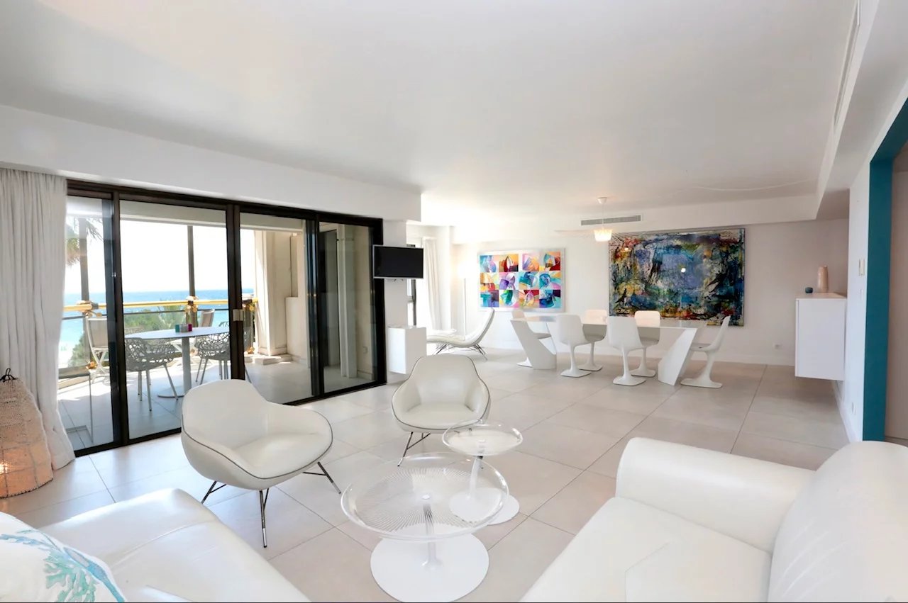CANNES CROISETTE - APPARTEMENT 4 PIECES A VENDRE