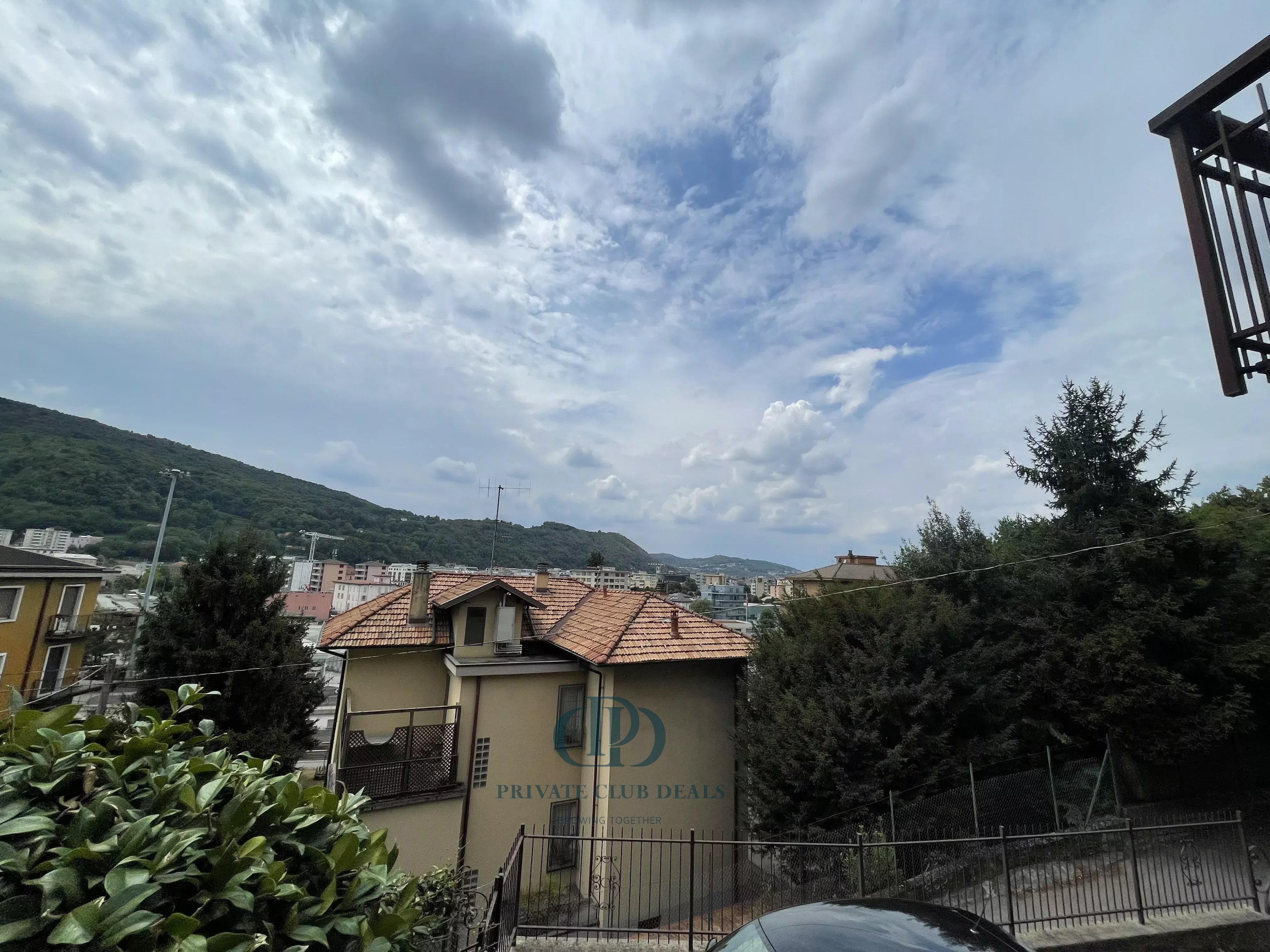 Villa Como - picture 5