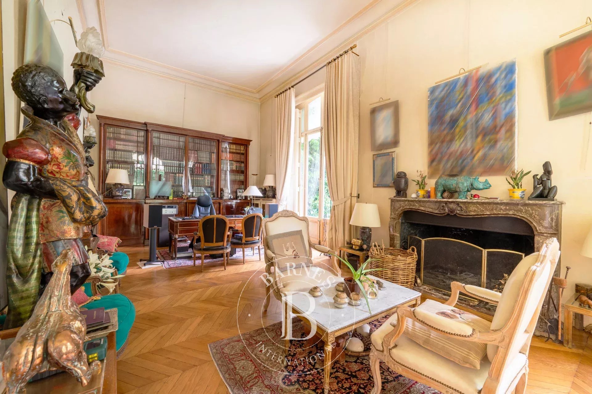 Konak Neuilly-sur-Seine - picture 9 title=