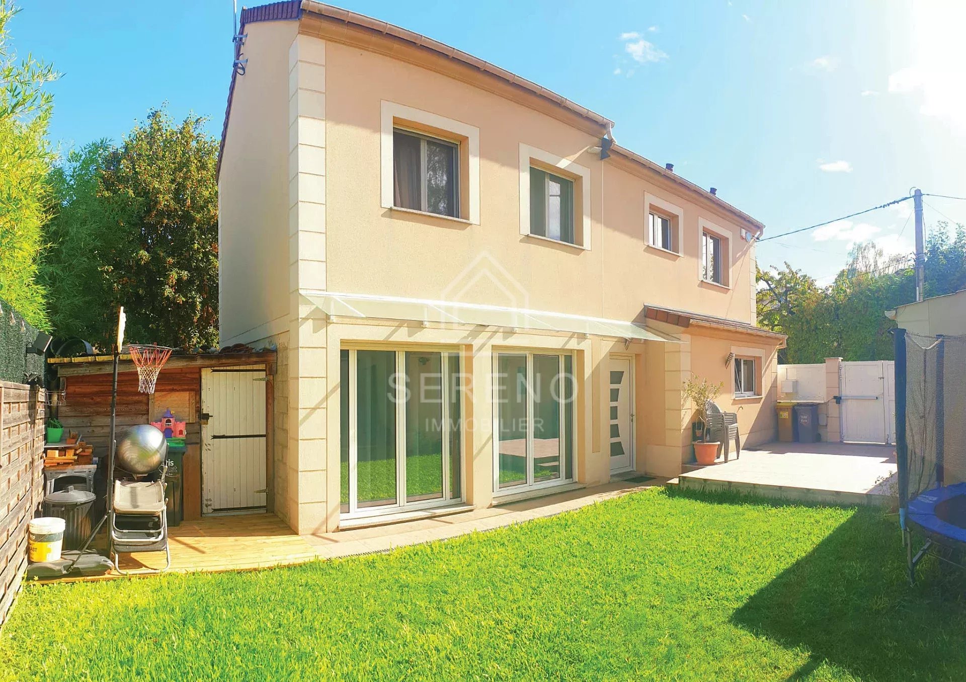 Agence immobilière de 