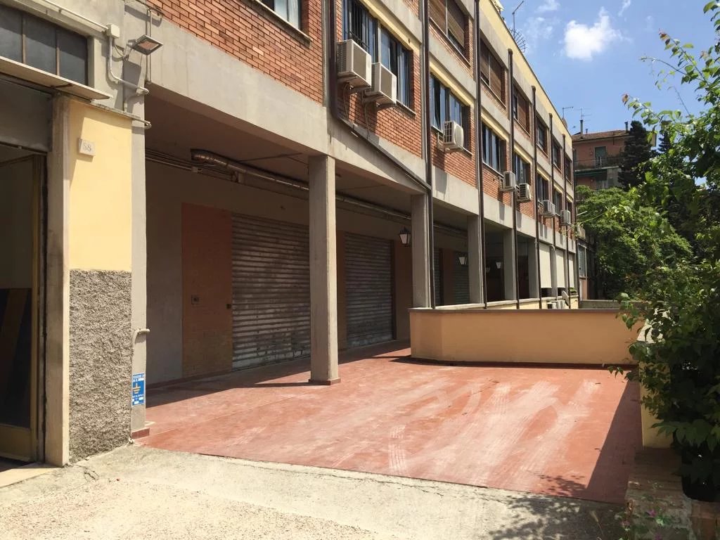 Vendita Locale Perugia Semicentro