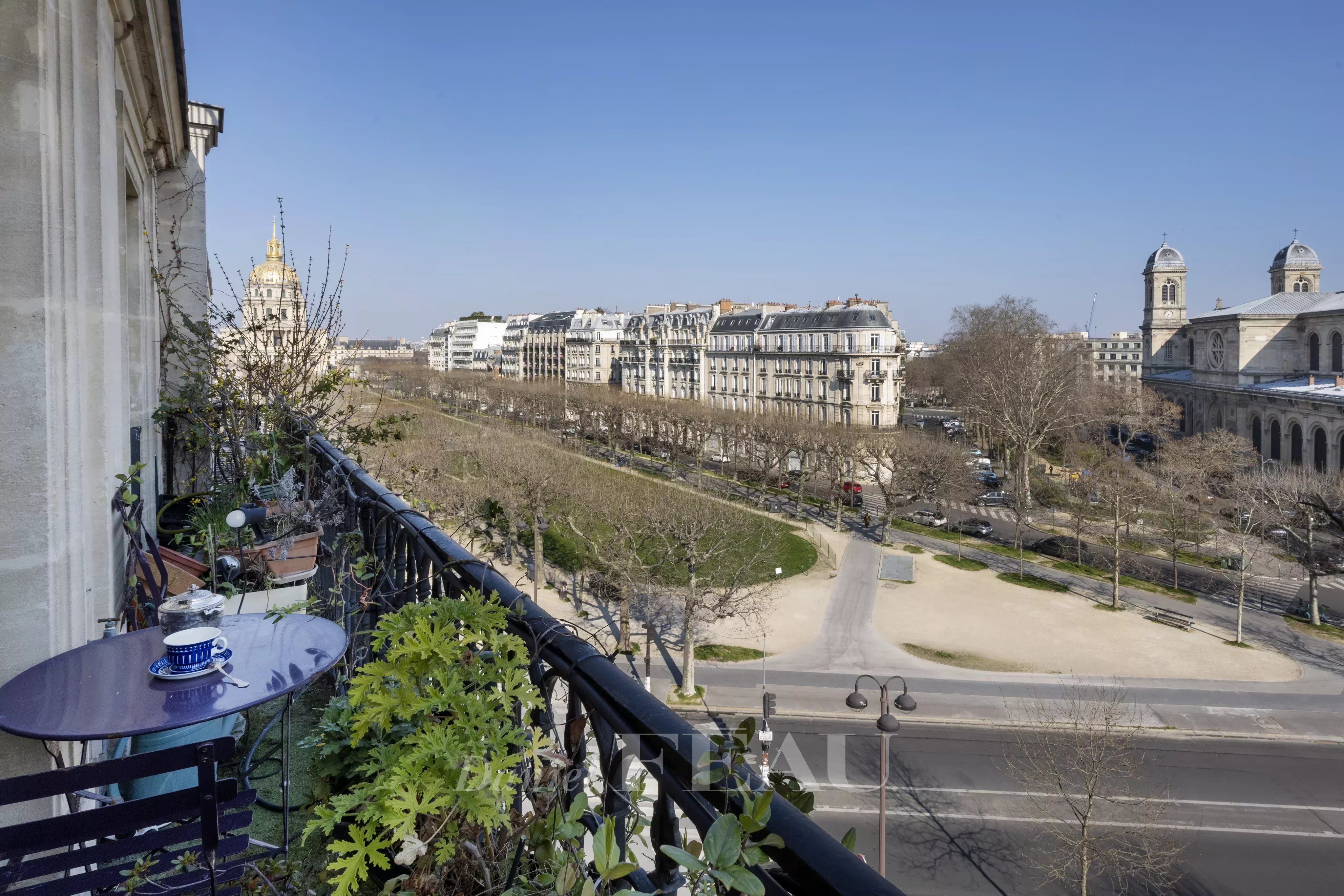 Sale Apartment Paris 7th