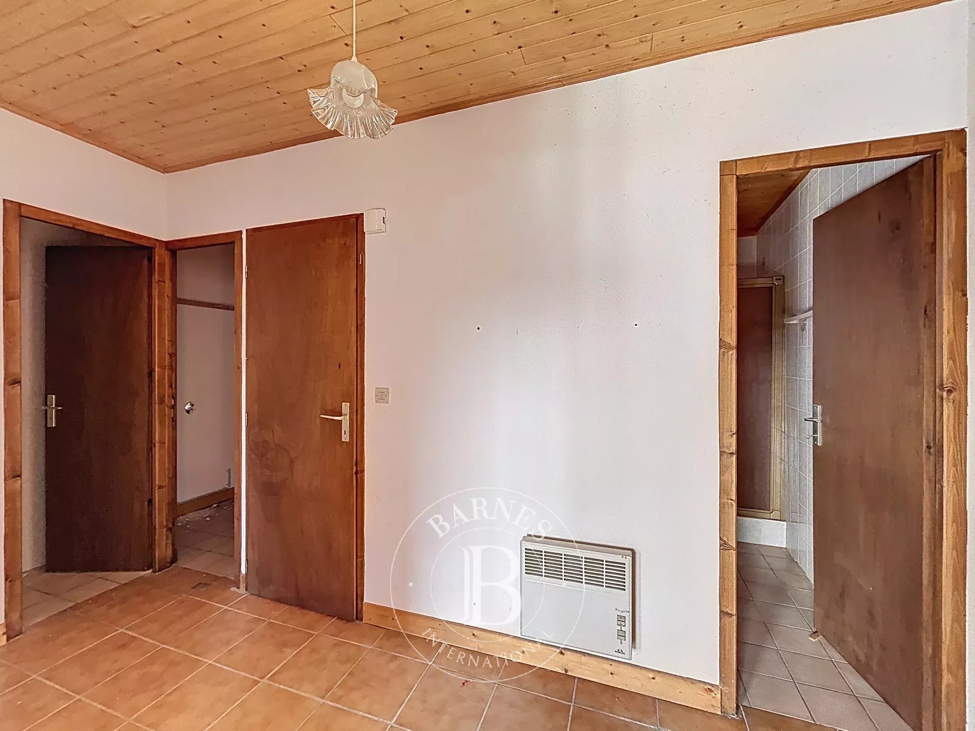 Photo of Les Gets - Chalet to renovate - 187 sqm - Beautiful view