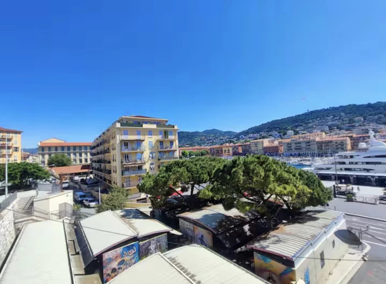 Nice Port - Quai de la Douane - Location étudiante