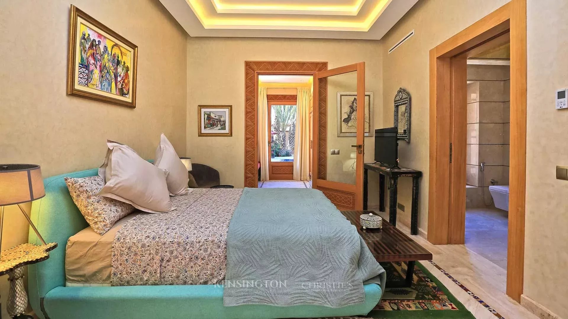 10 Bedroom Villa/Townhouse's Image 33