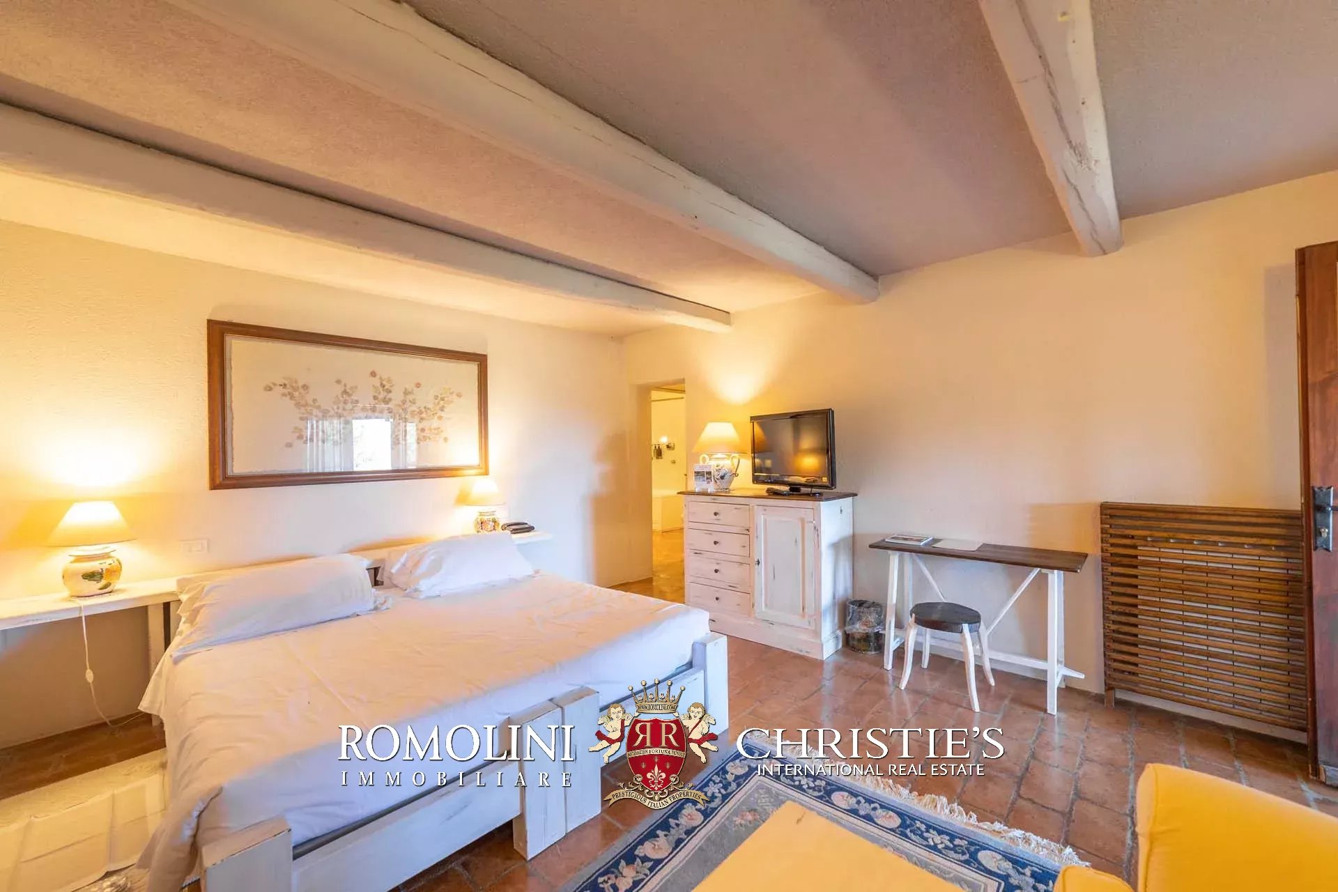 19 Bedroom Villa/Townhouse's Image 26