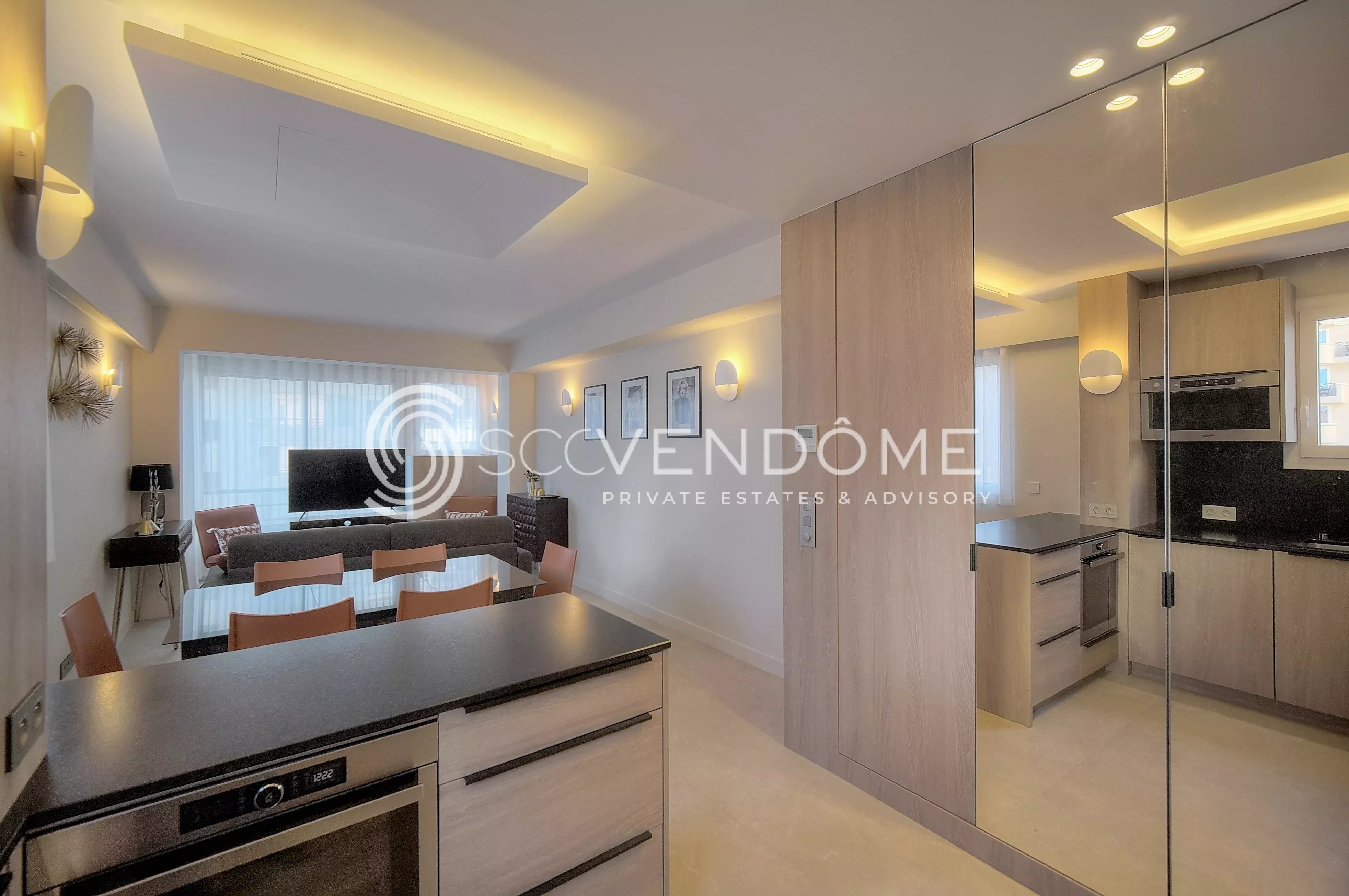 CANNES BANANE CROISETTE 3 PIECES RENOVE A VENDRE