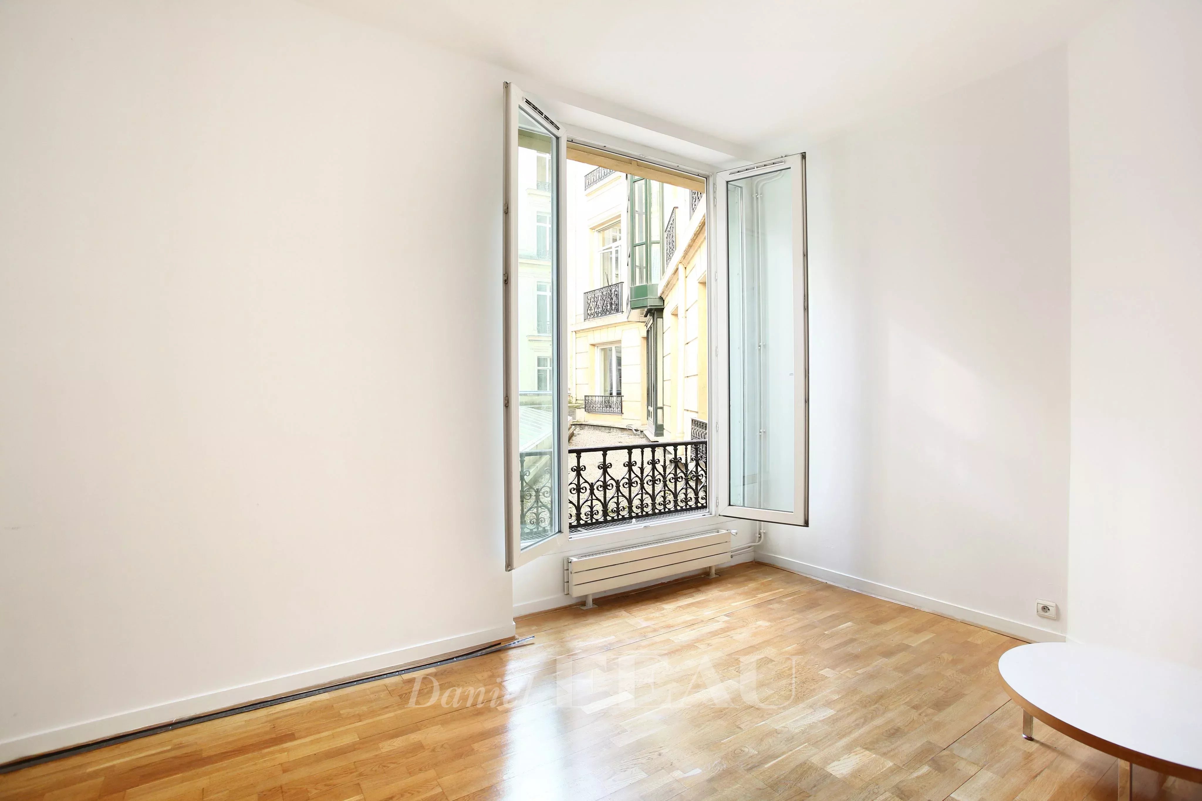 Rental Apartment Paris 9th