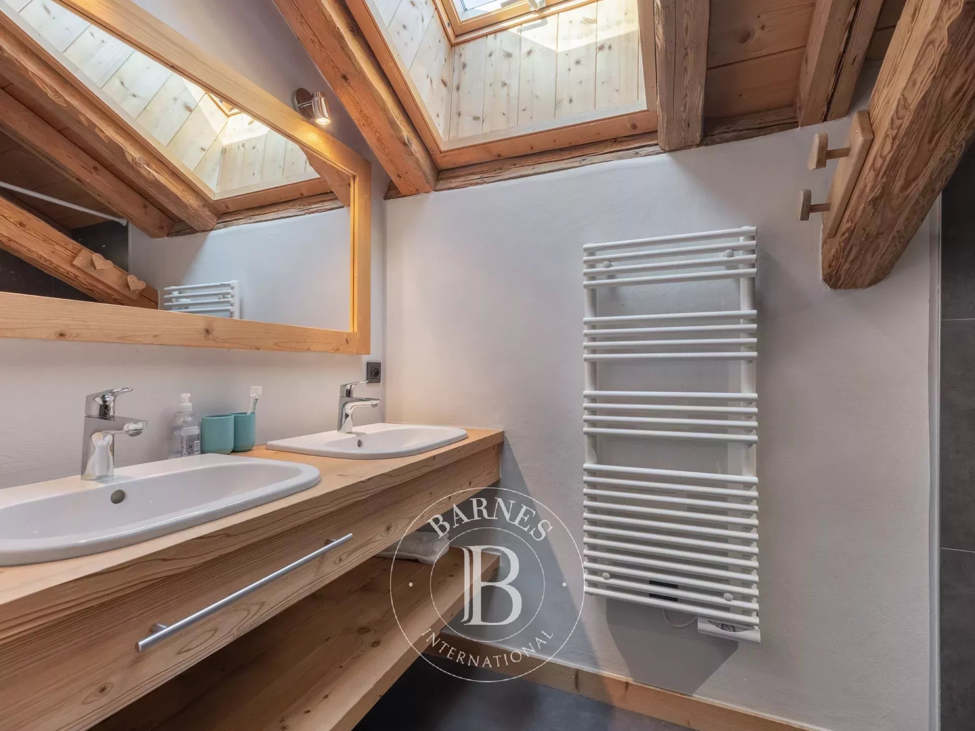 Daire Combloux - picture 13