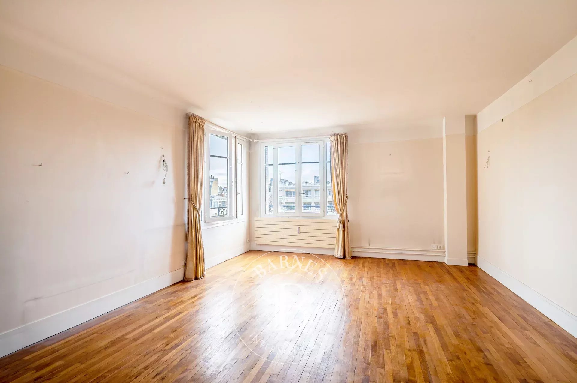 Neuilly - Argenson - 3-bedroom apartment - Upper floor - Unobstructed views - picture 5