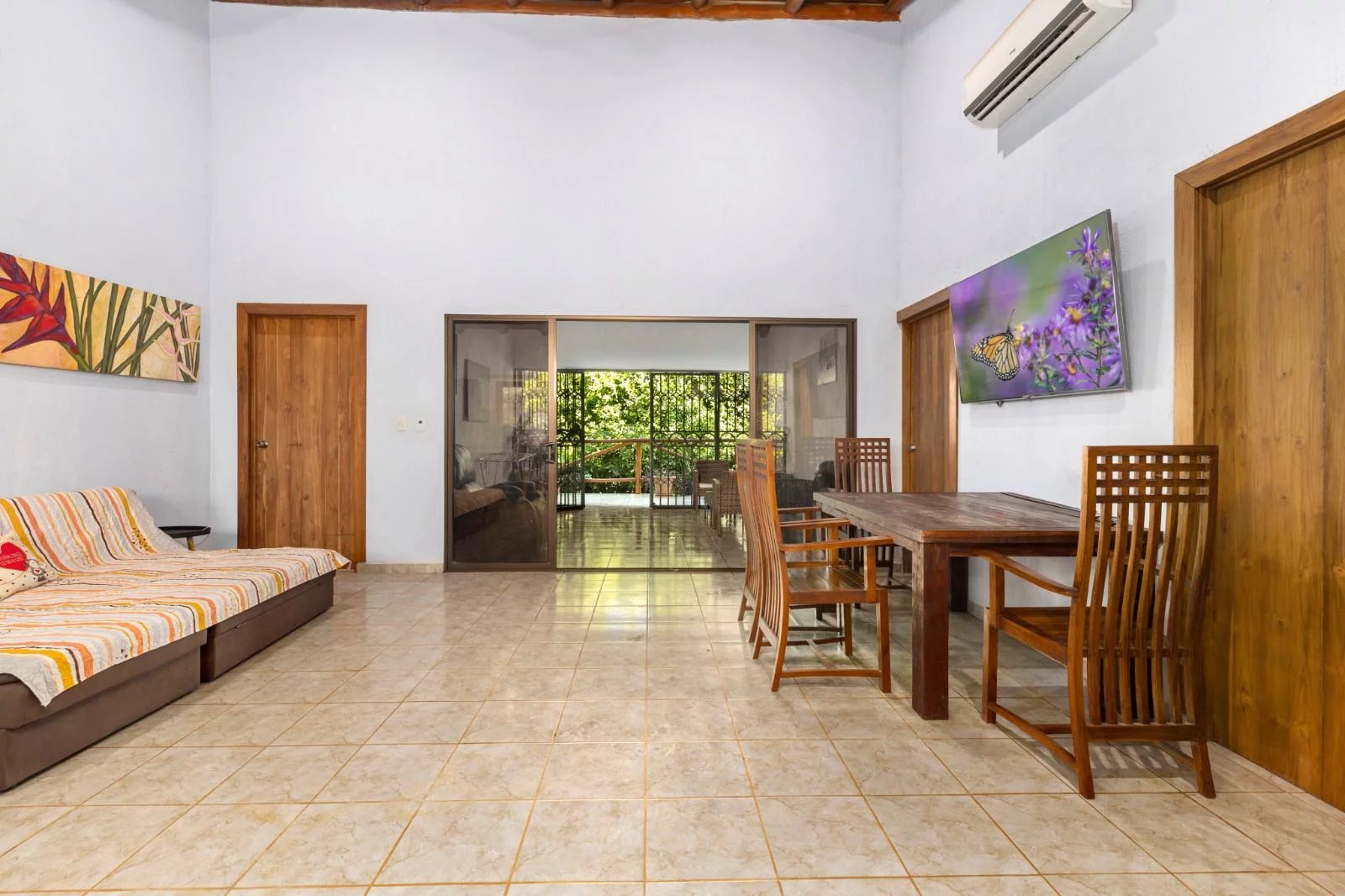 Sale Hotel Veintisiete de Abril