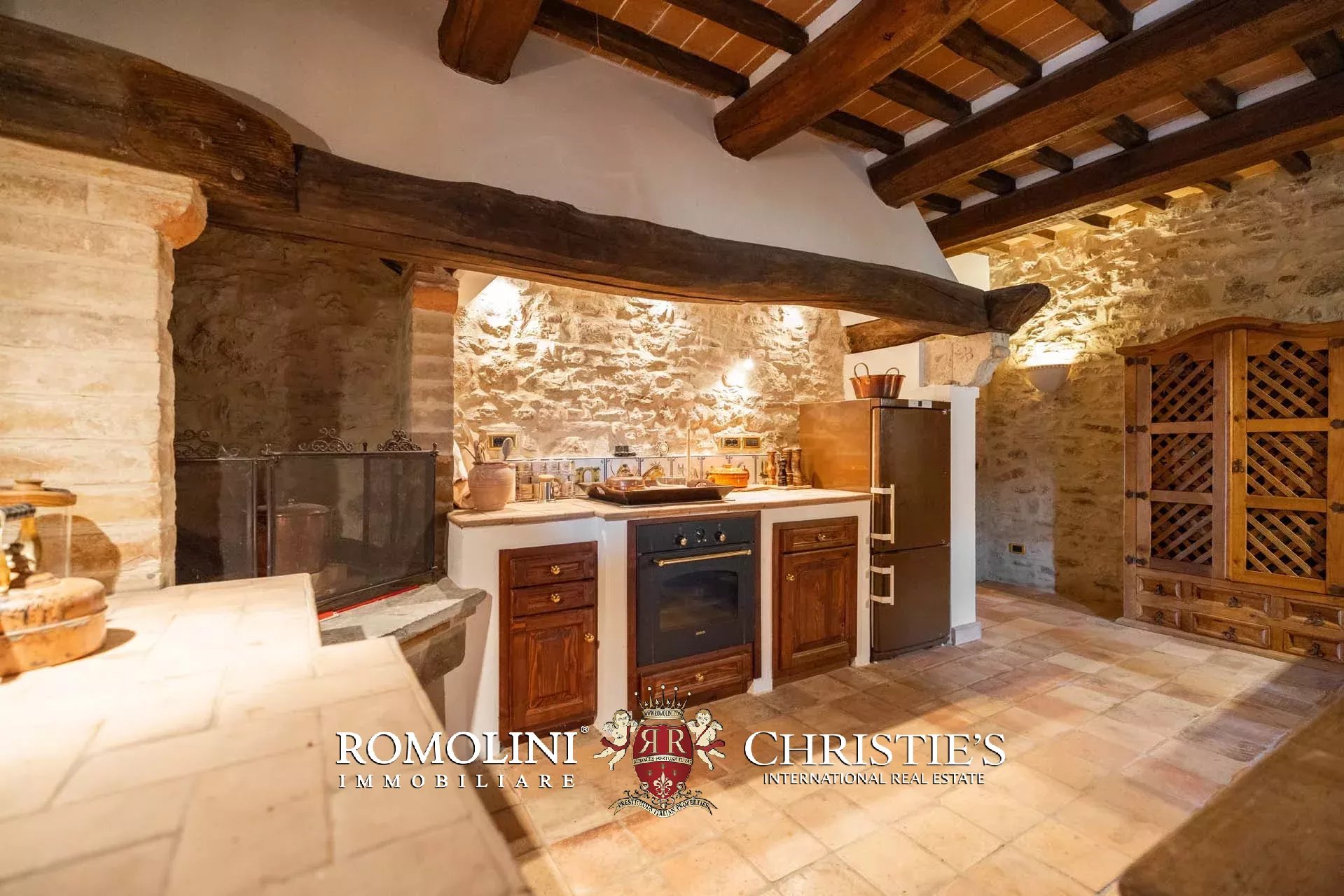 10 Bedroom Villa/Townhouse's Image 83