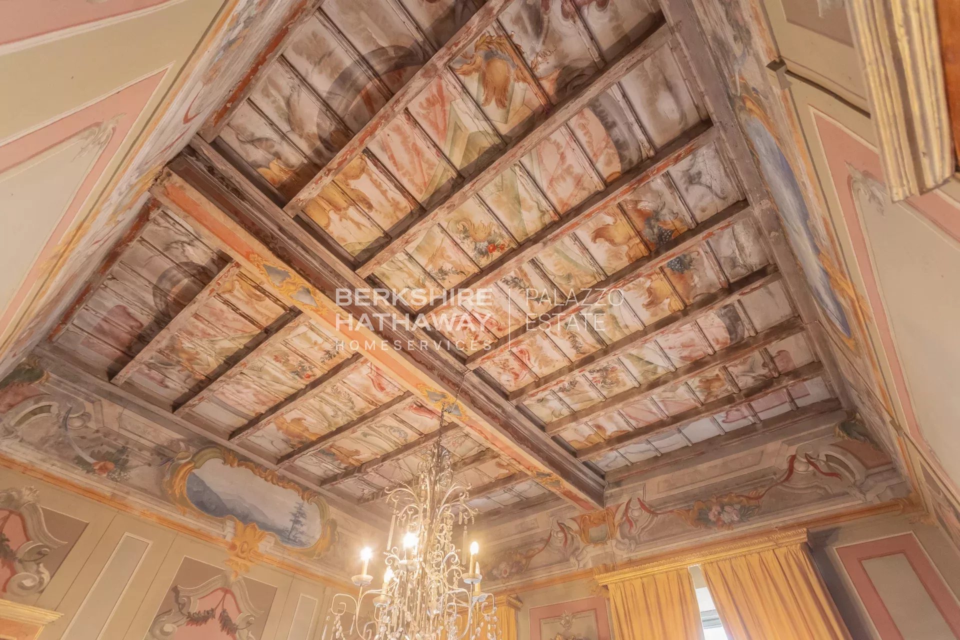 Villa in Sizzano - Image 4